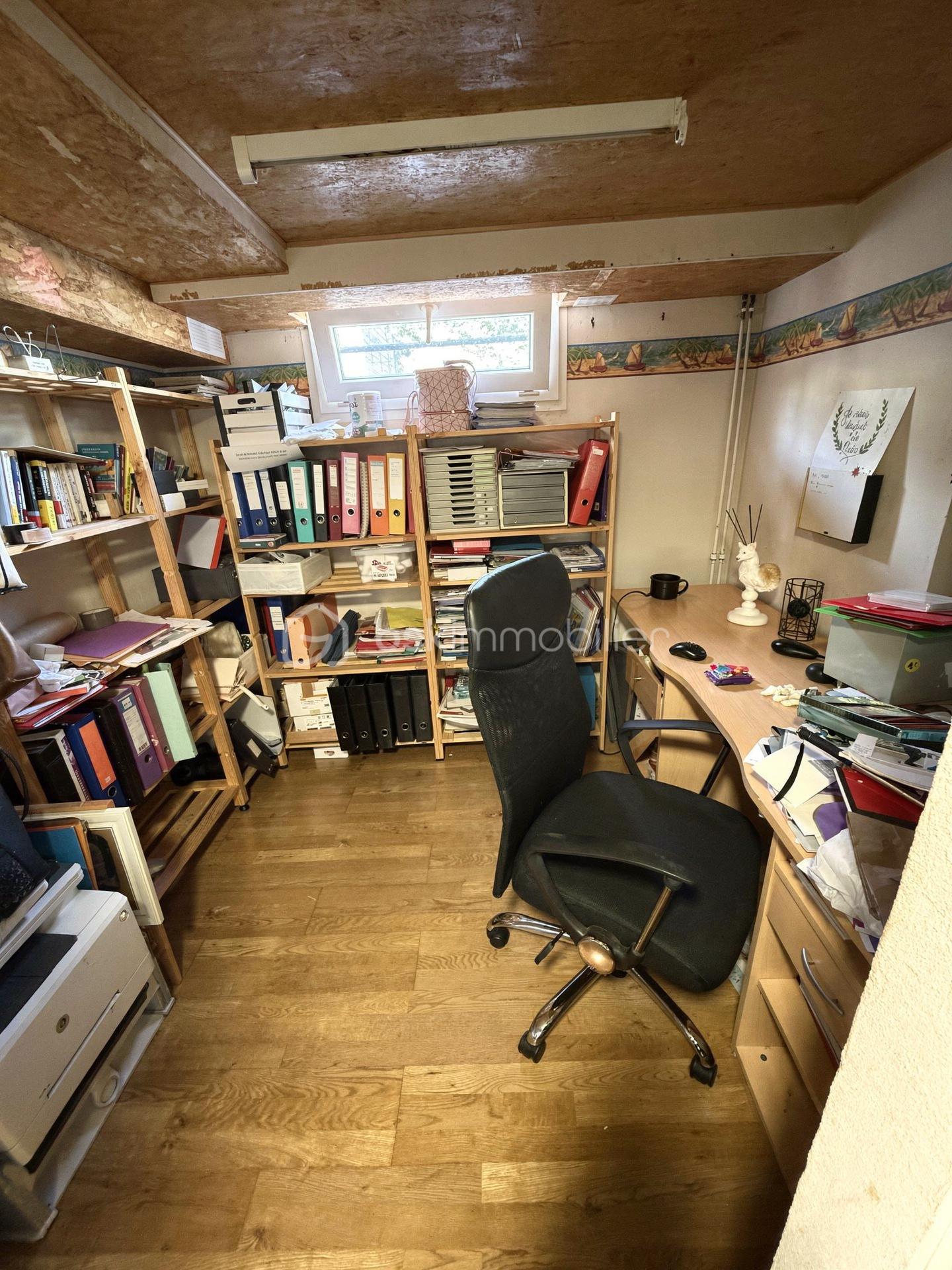 Kehl1_bureau_66bbd8b6.jpg