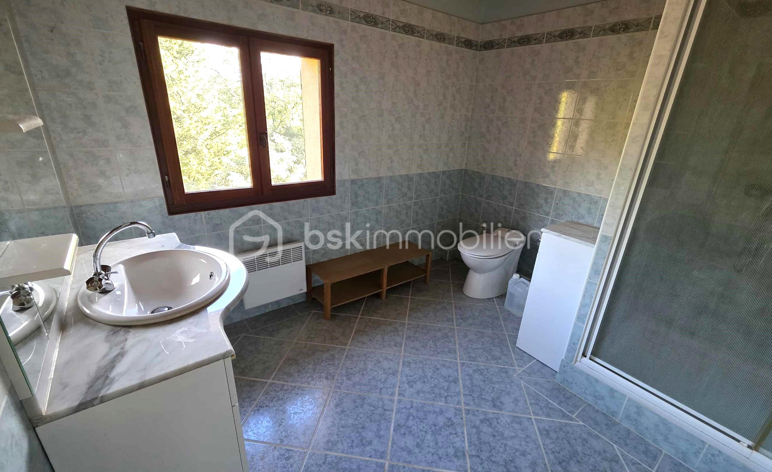 Maison traditionnelle de 176 m² - 8f991e9a-b638-481c-9ea9-18b804bb3bea.jpg