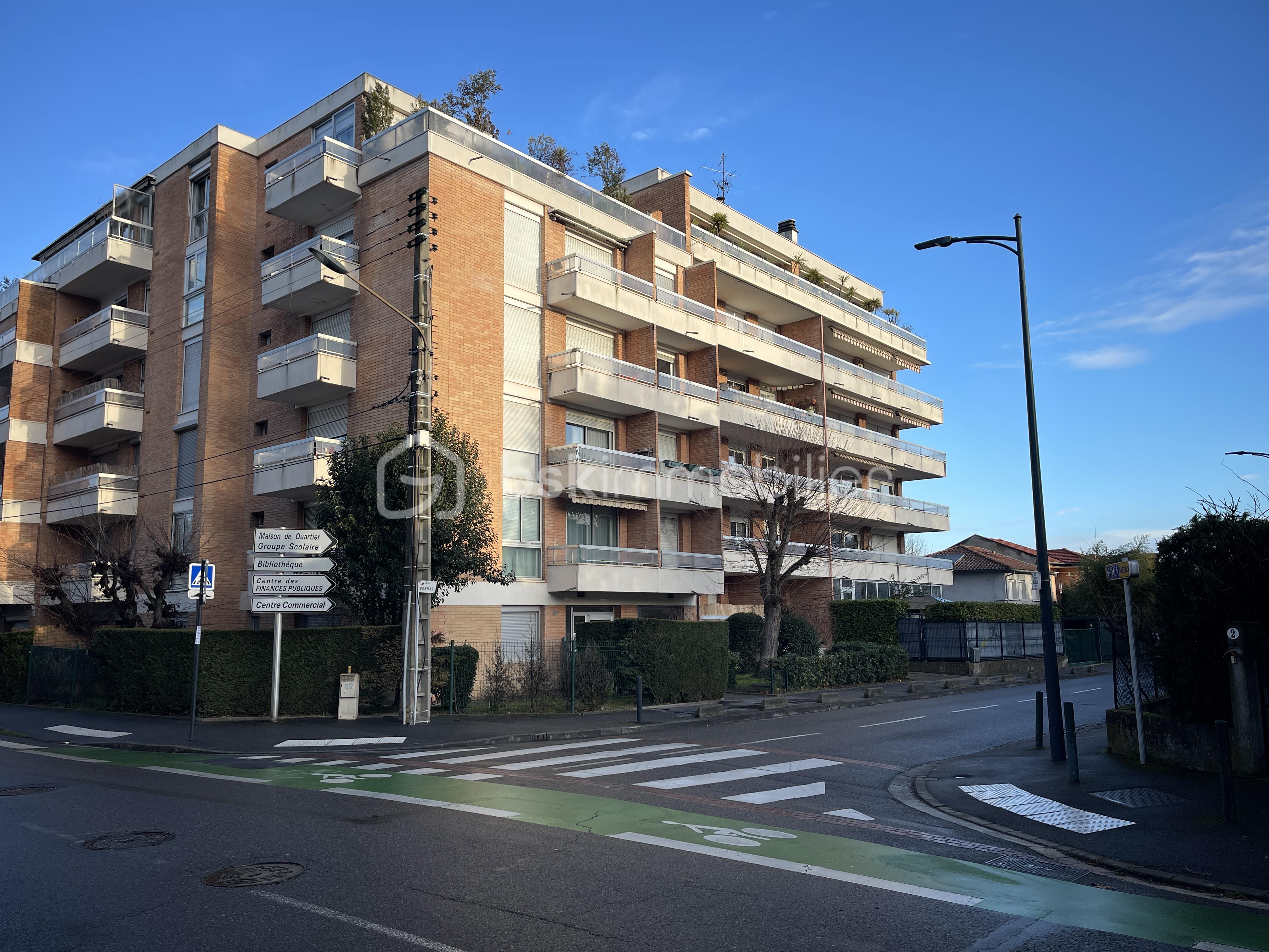 Appartement de 107 m² - EXT.JPG