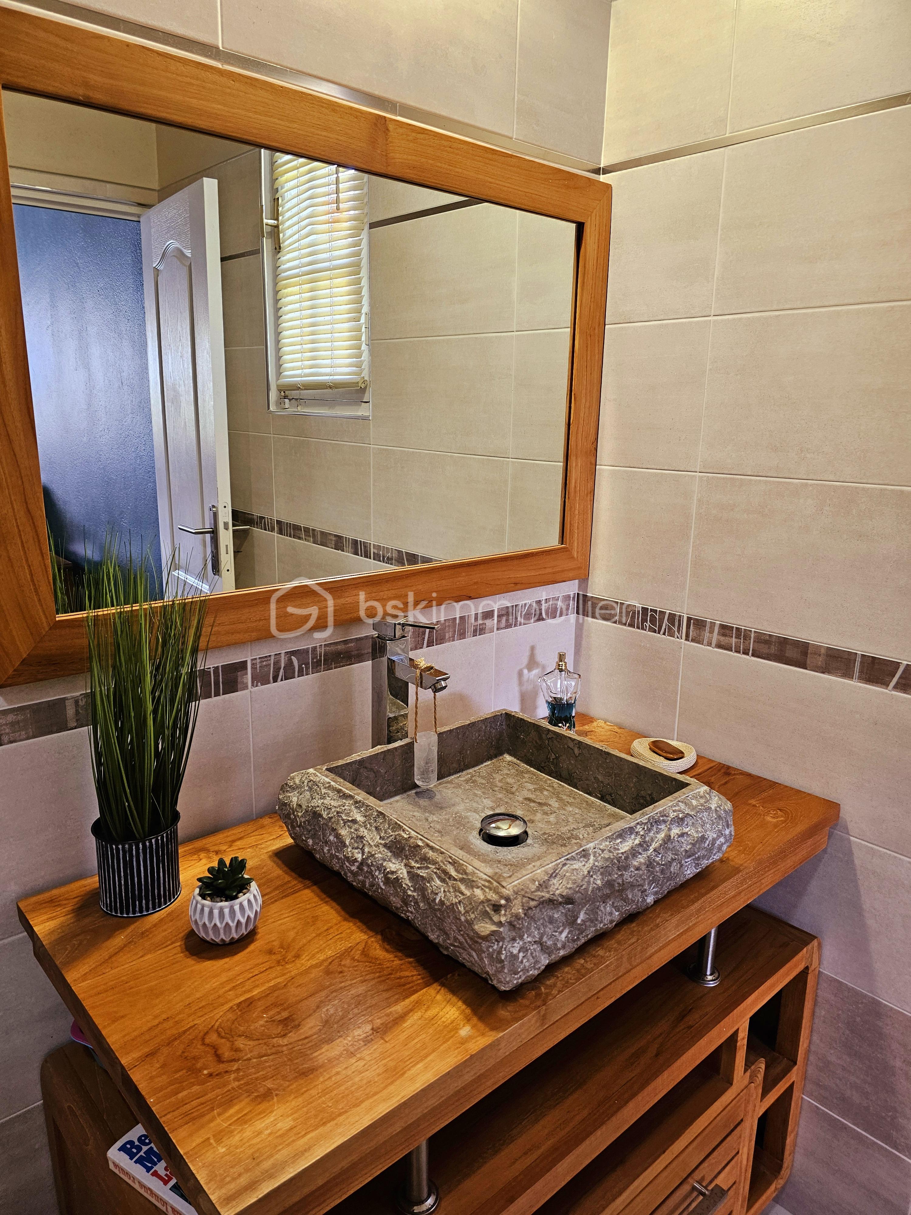 Maison de 211 m² - 20250122_110952.jpg