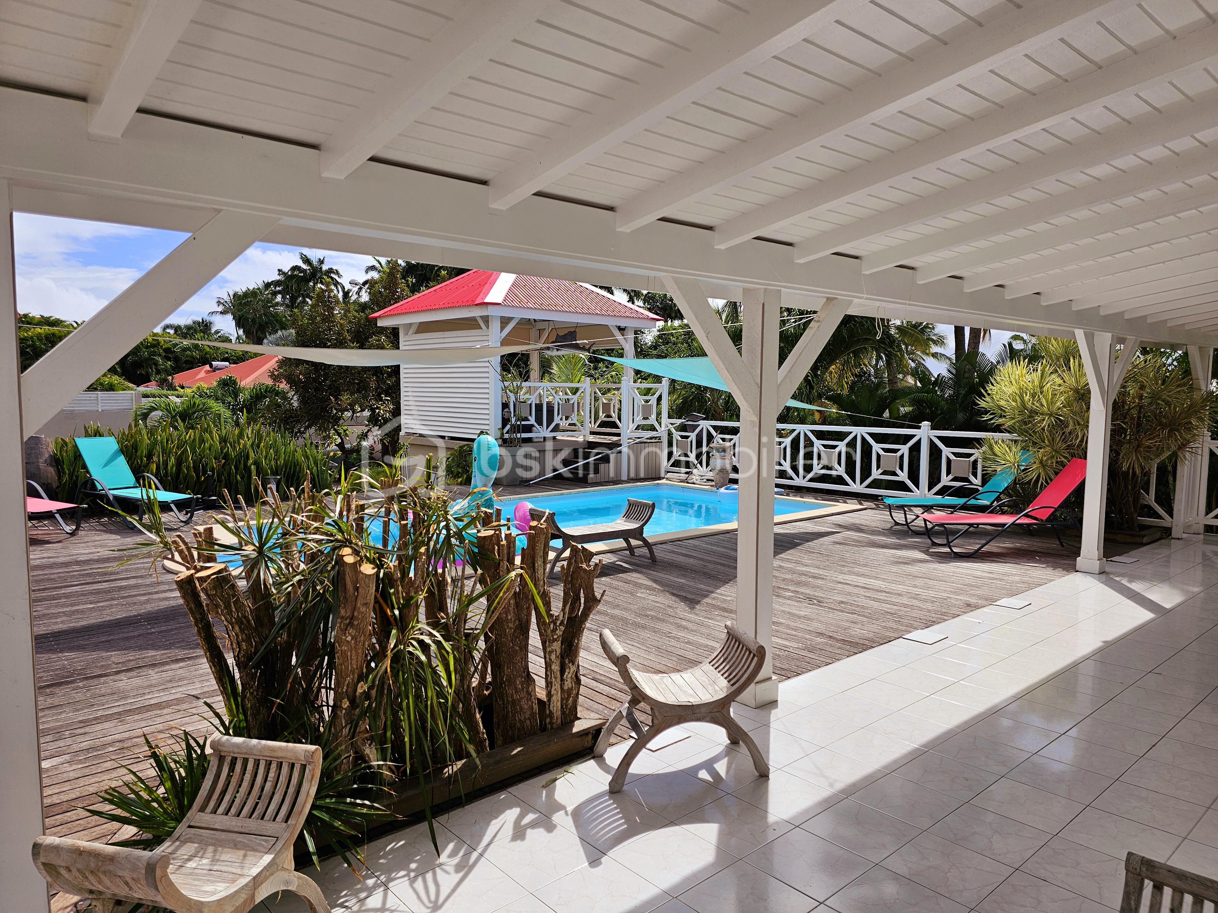 Maison de 211 m² - 20250122_103839.jpg