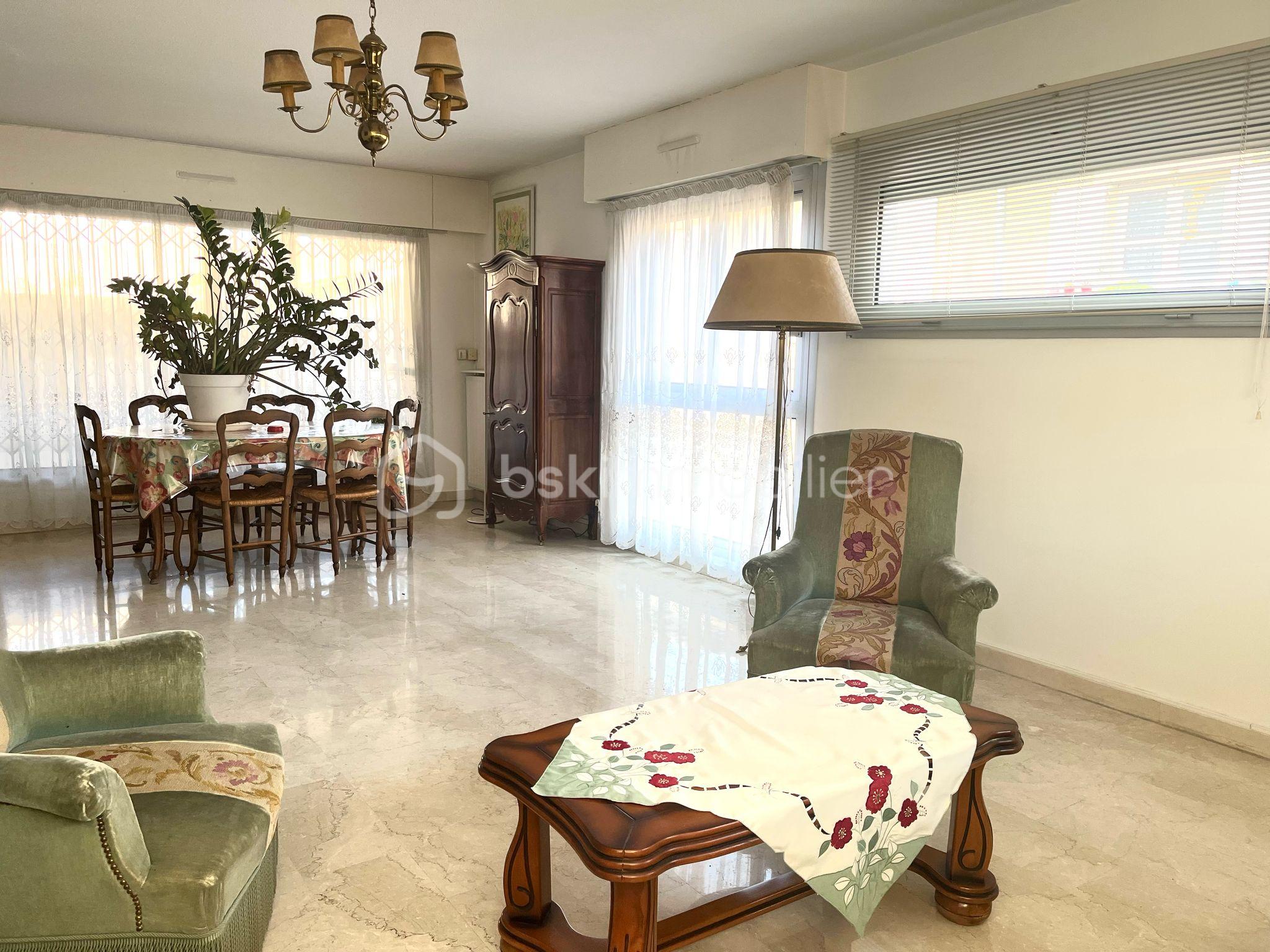 Appartement de 98 m² - IMG-20250304-WA0094.jpg