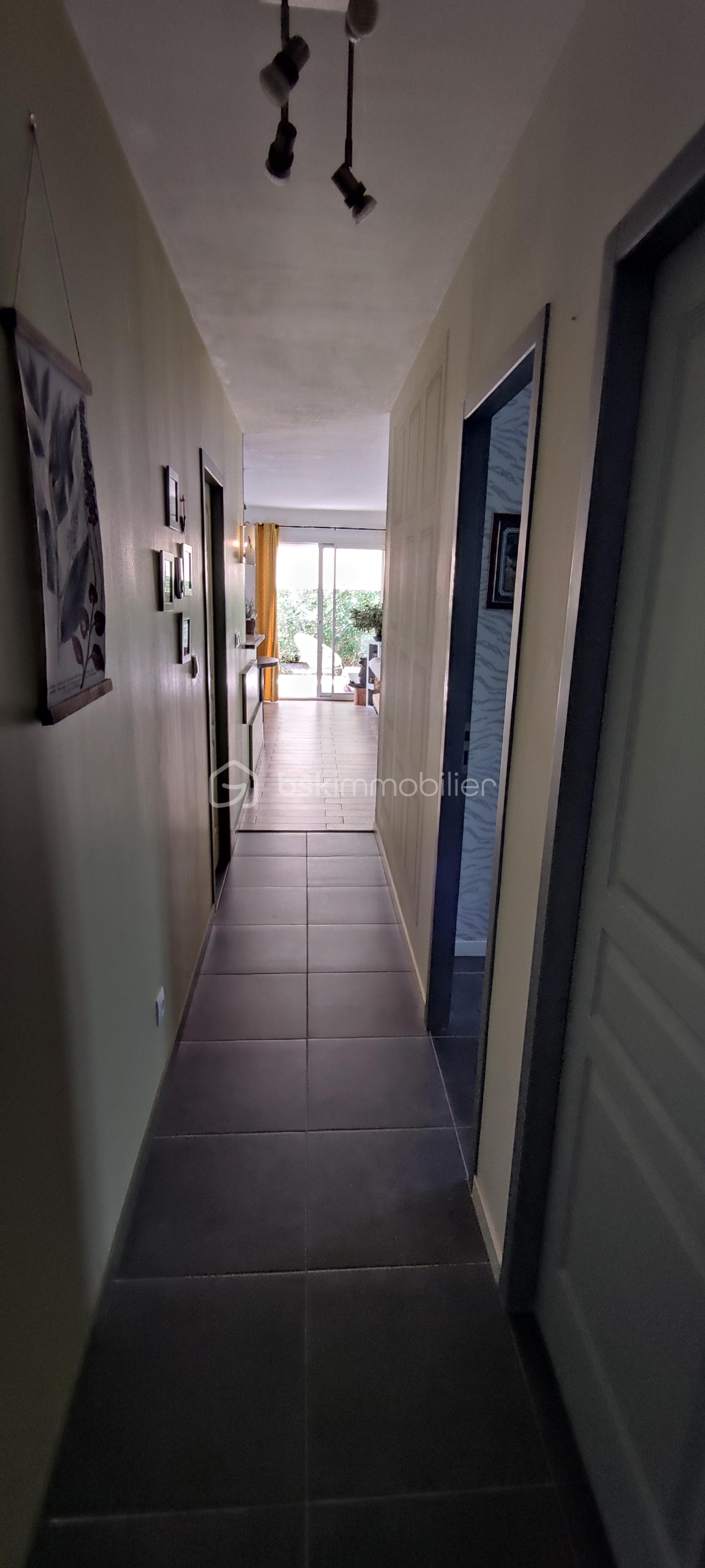 Maison de 90 m² - 1756744185208.jpg