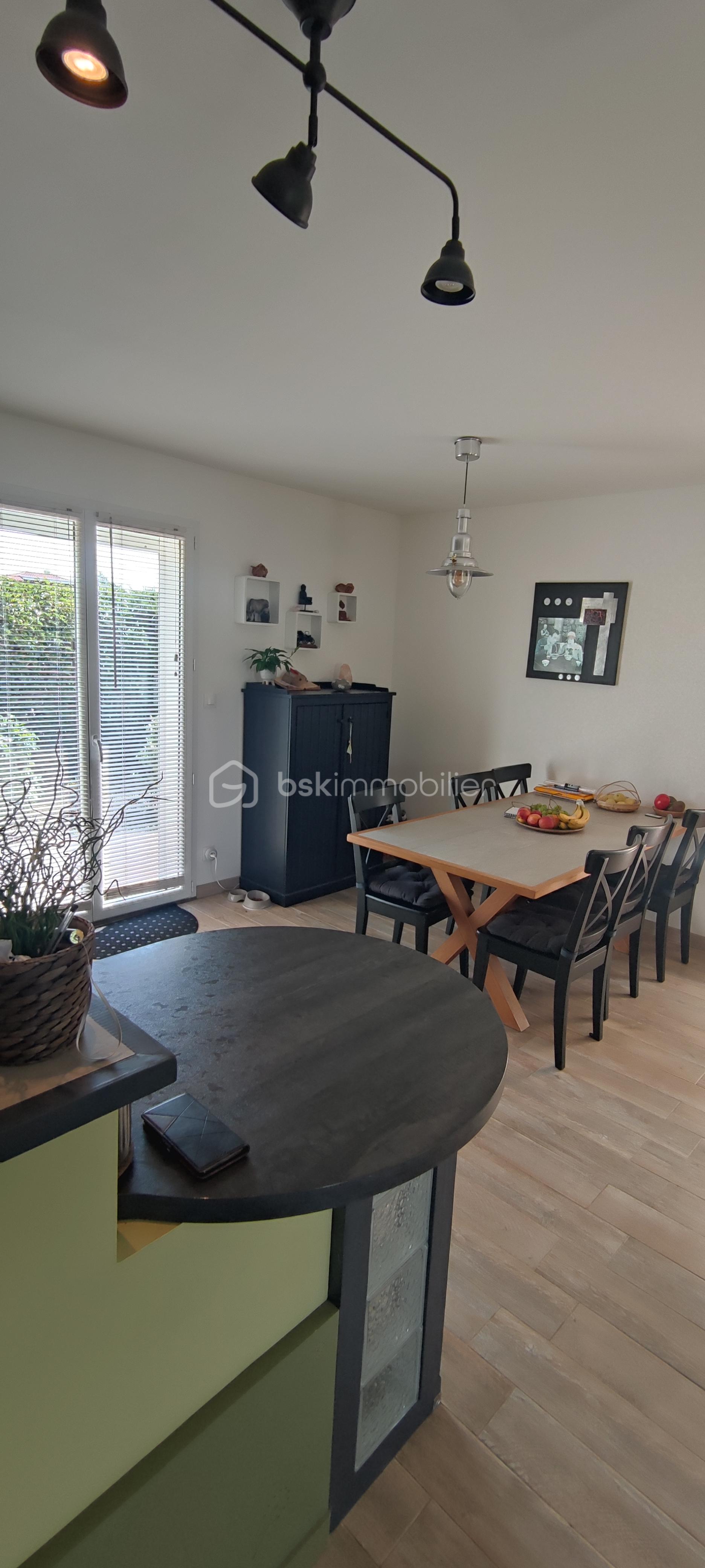 Maison de 90 m² - 1756743665770.jpg