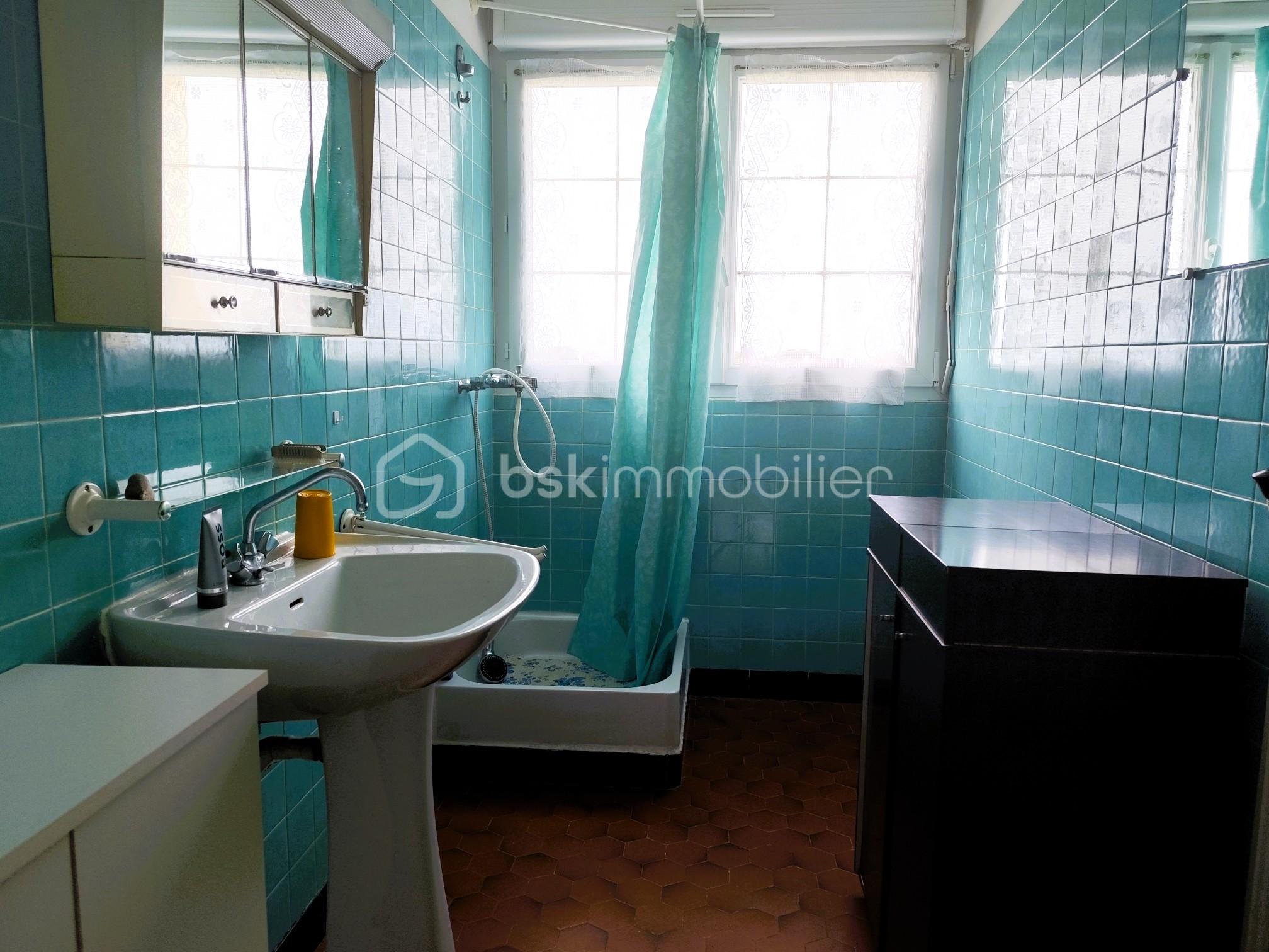 11 - SALLE D EAU ETG.jpg