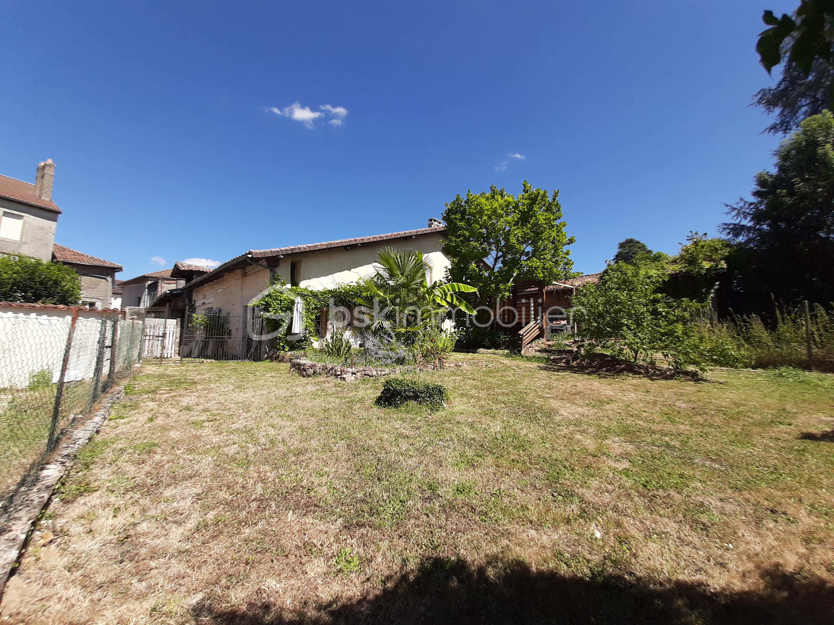 Maison de ville de 210 m² - 20250717_155347.jpg