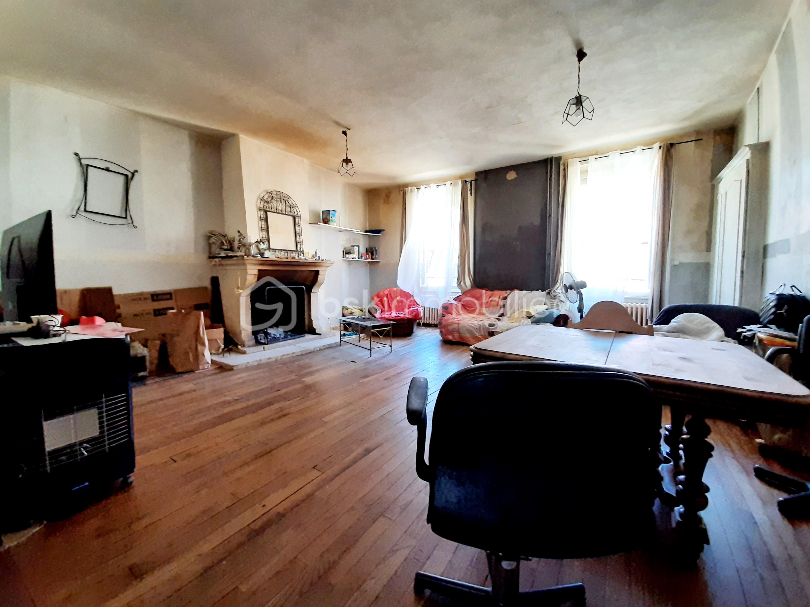 Maison de ville de 210 m² - 20250718_083302.jpg