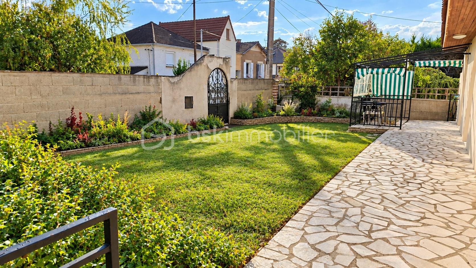 Maison 10 pièces 180 m² · à Villeparisis · 180 m² · 465 000 €