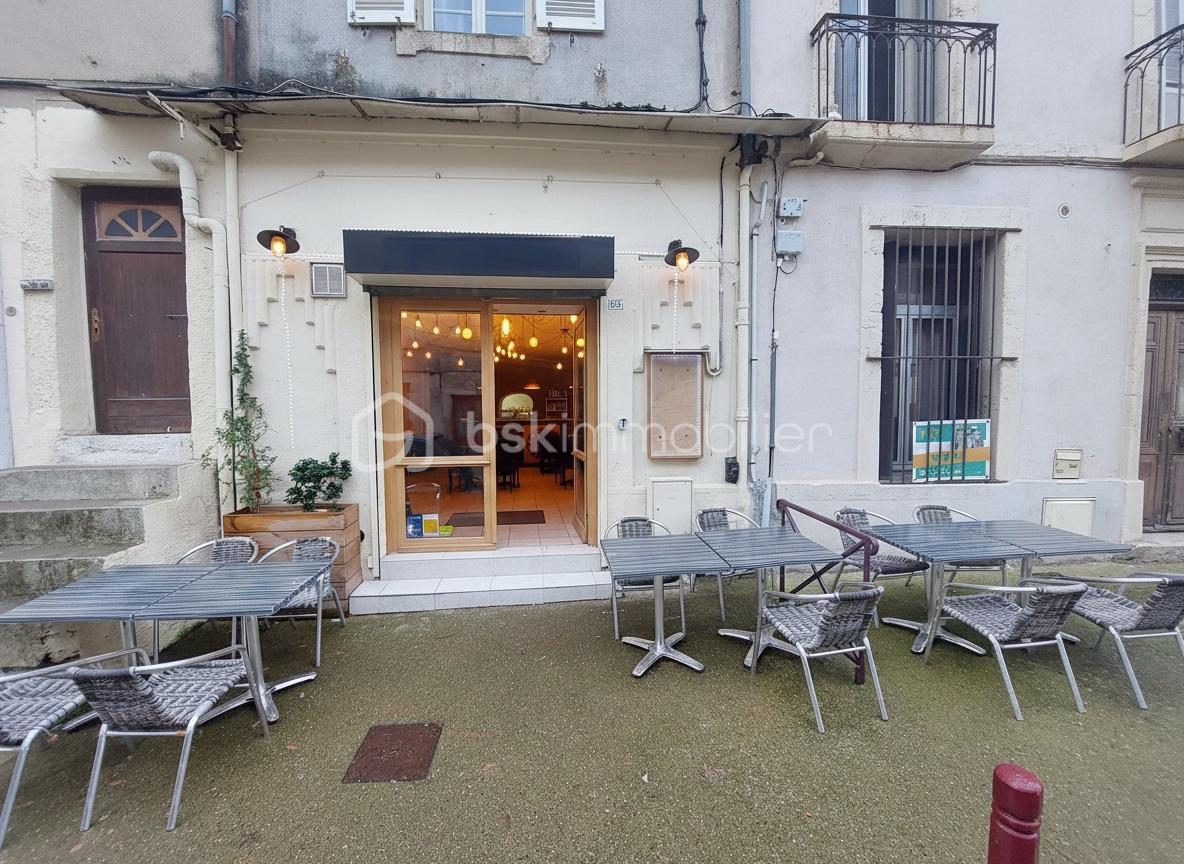 Fonds de commerce - generated_2026-01-15T15_13_32.271.jpg