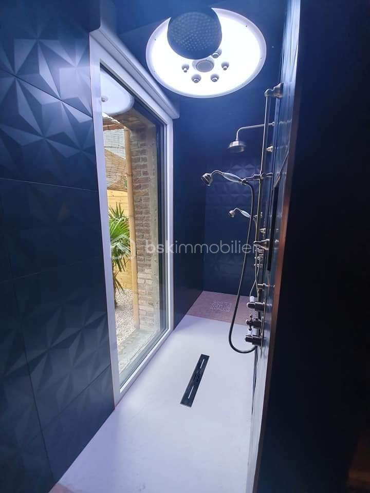 Immeuble de 415 m² - WhatsApp Image 2025-07-25 à 20.05.10_9b60f13d.jpg