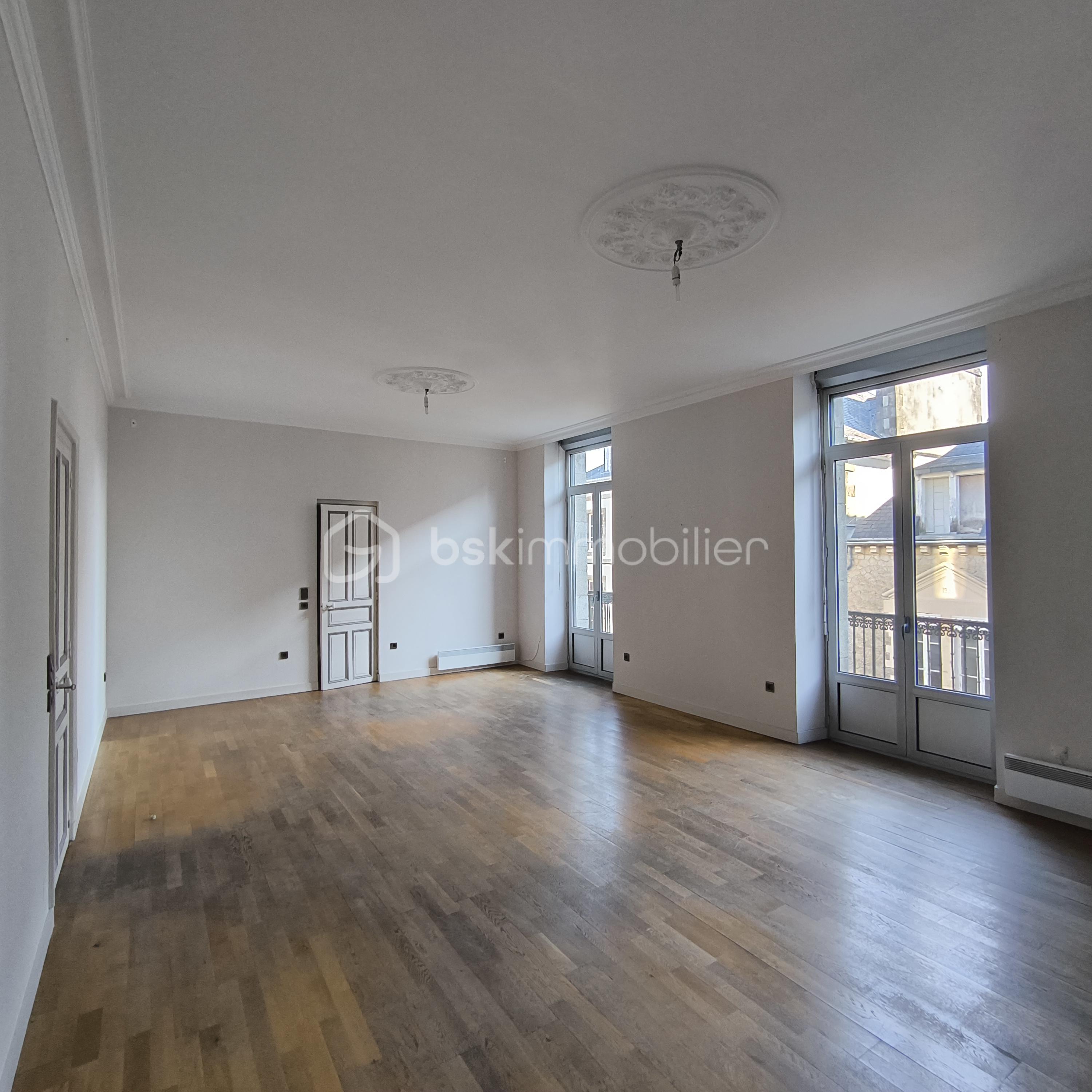 Immeuble mixte de 1 405 m² - IMG_20251017_110117.jpg