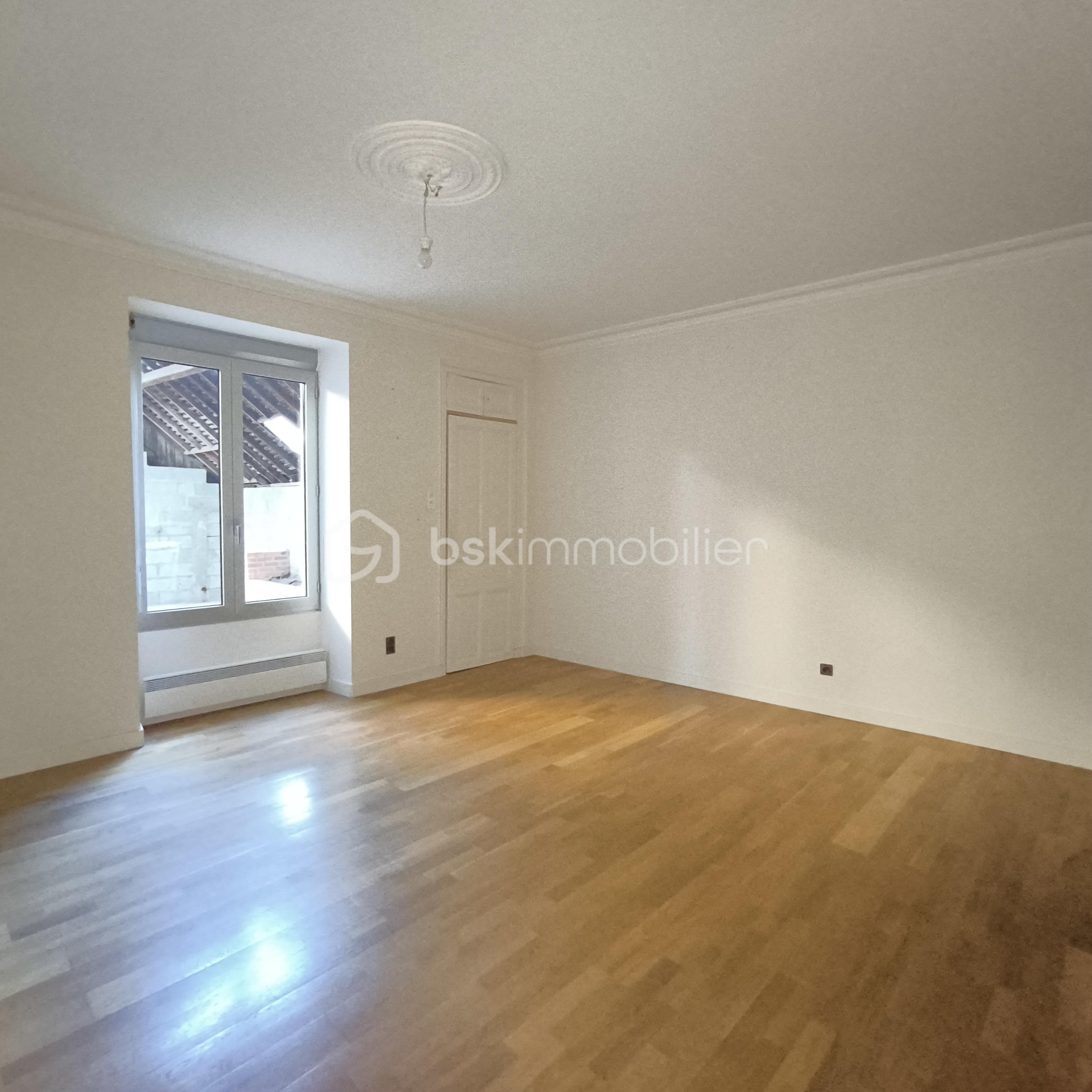 Immeuble mixte de 1 405 m² - IMG_20251017_110310.jpg