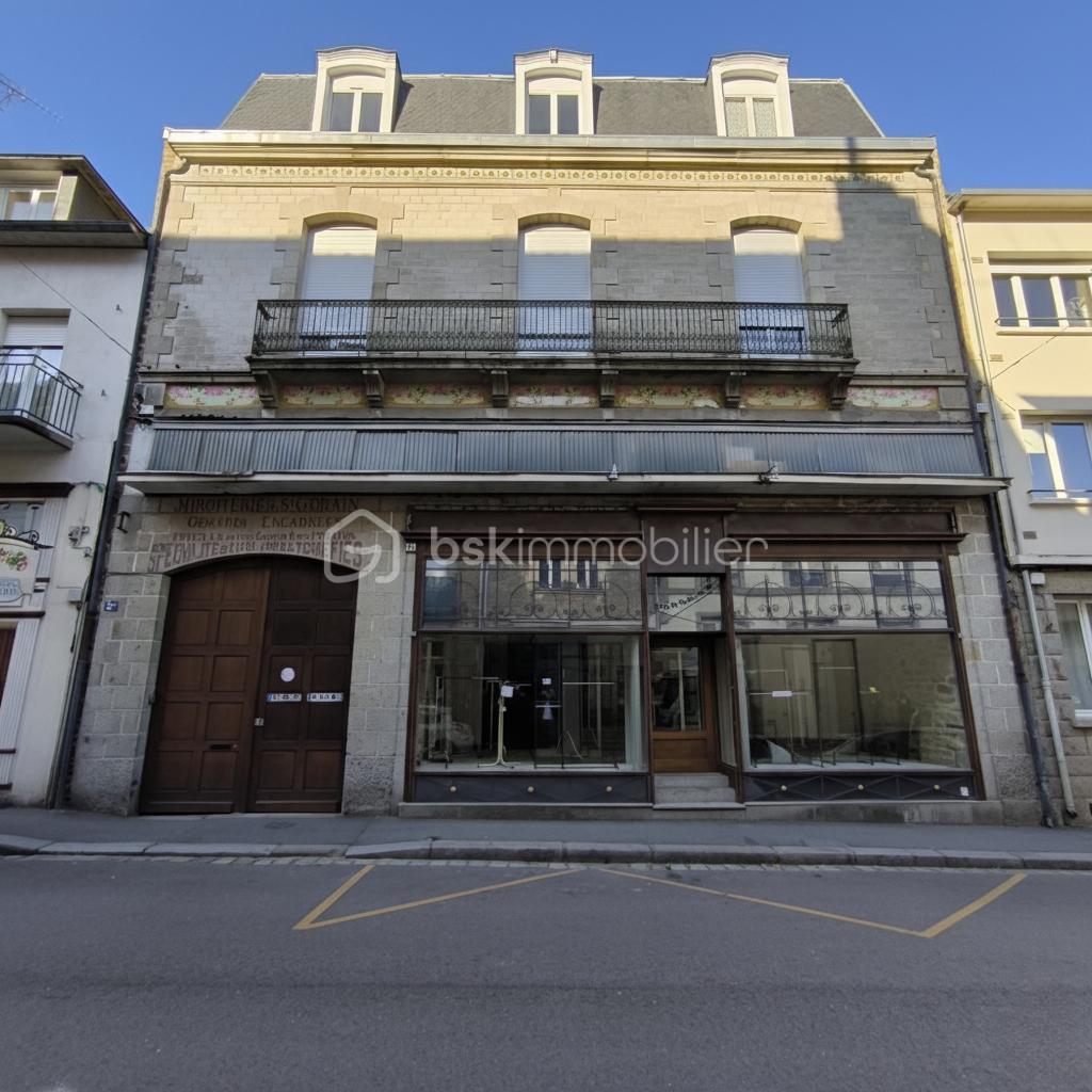 Immeuble mixte de 1 405 m²