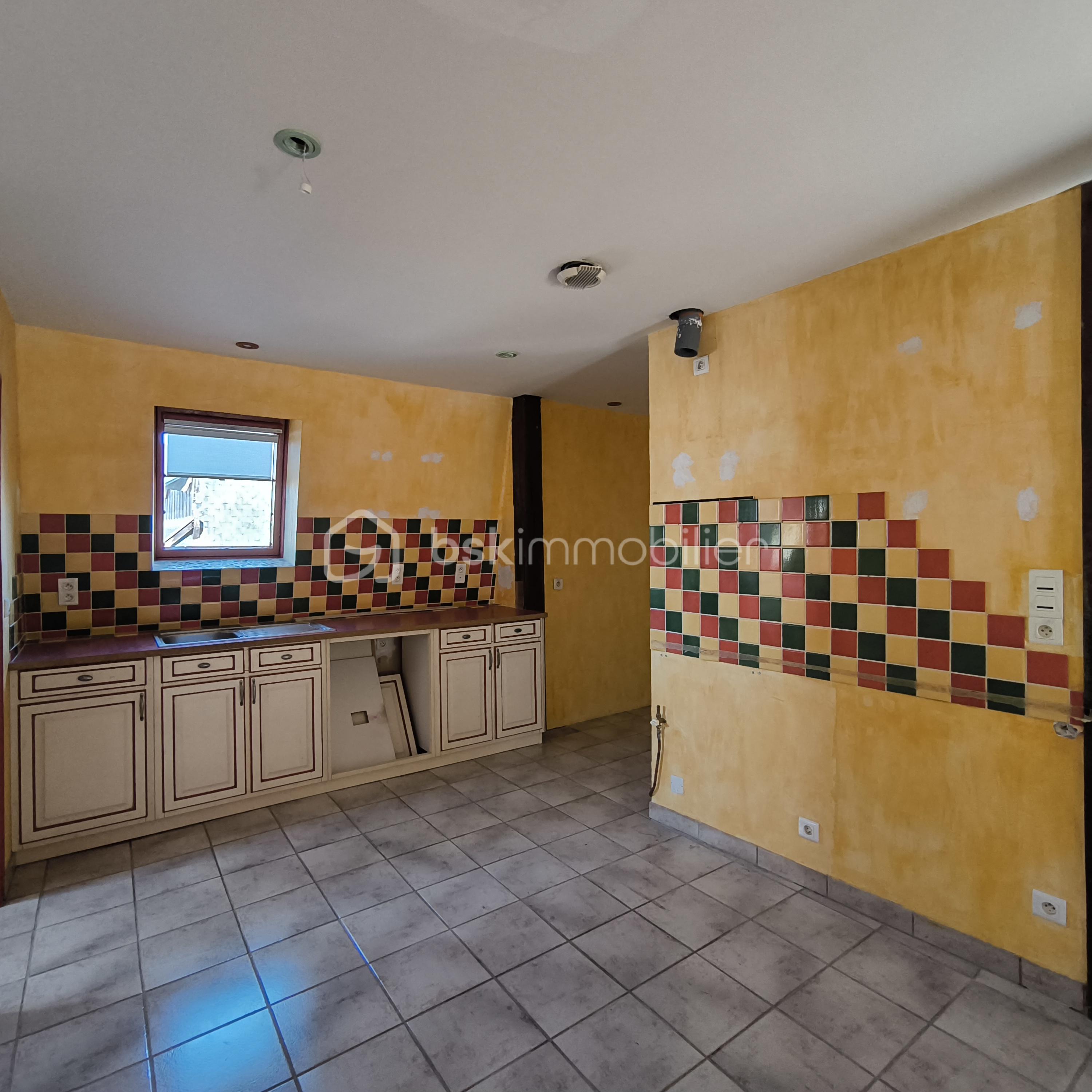 Immeuble mixte de 1 405 m² - IMG_20251017_105808.jpg