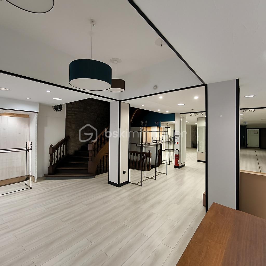 Immeuble mixte de 1 405 m² - file_000000001ed861f4970543171daf225c.png