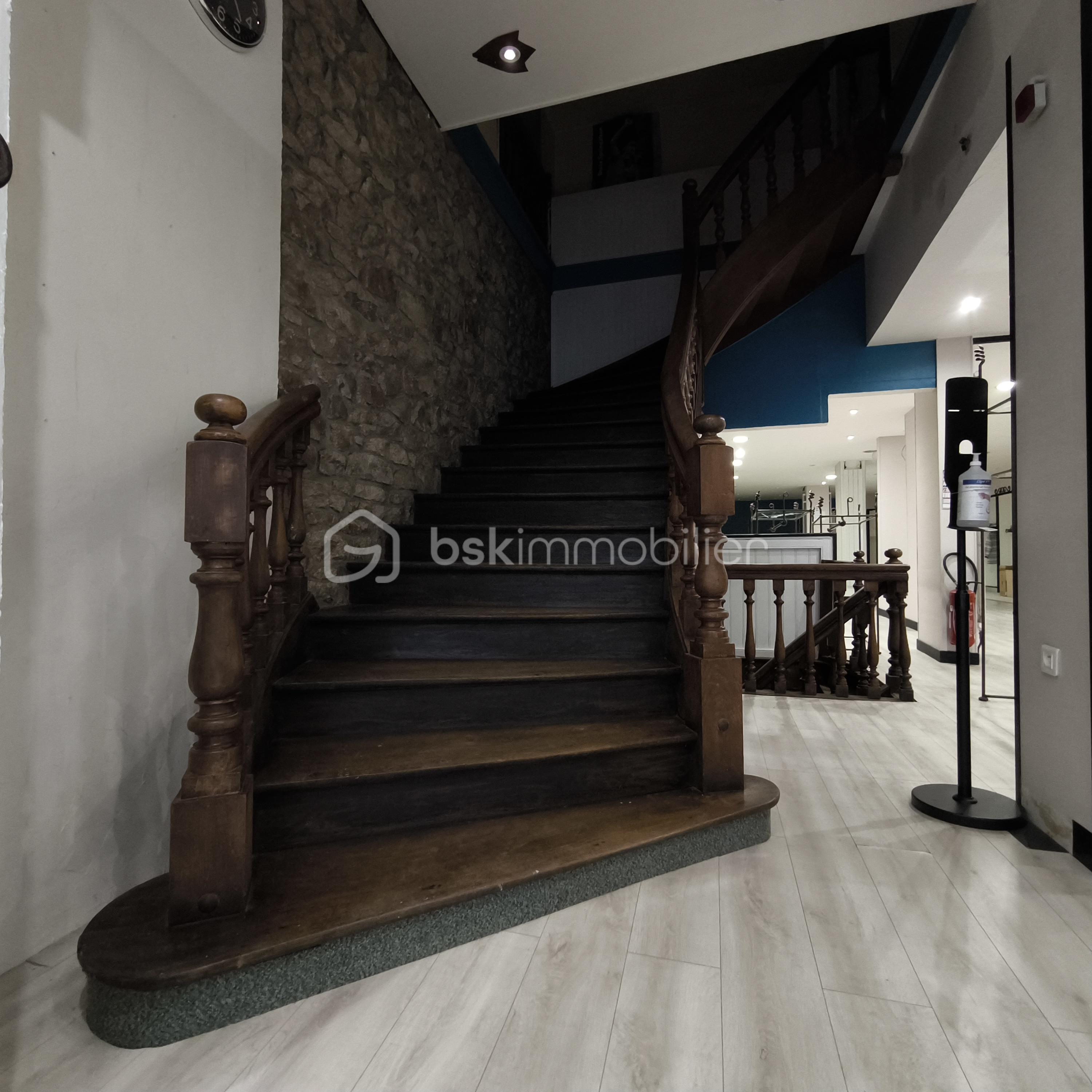 Immeuble mixte de 1 405 m² - IMG_20251017_111607.jpg