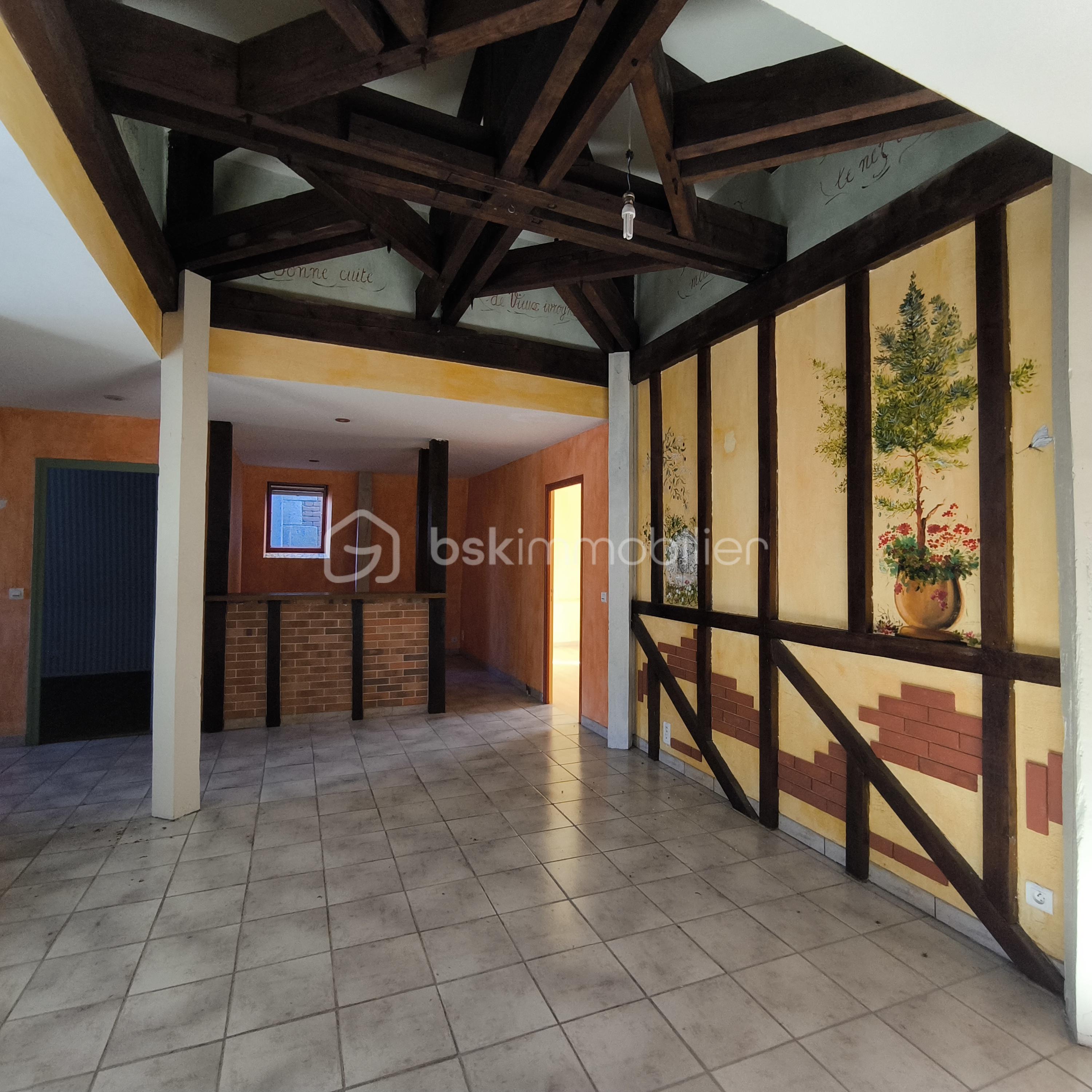 Immeuble mixte de 1 405 m² - IMG_20251017_105821.jpg