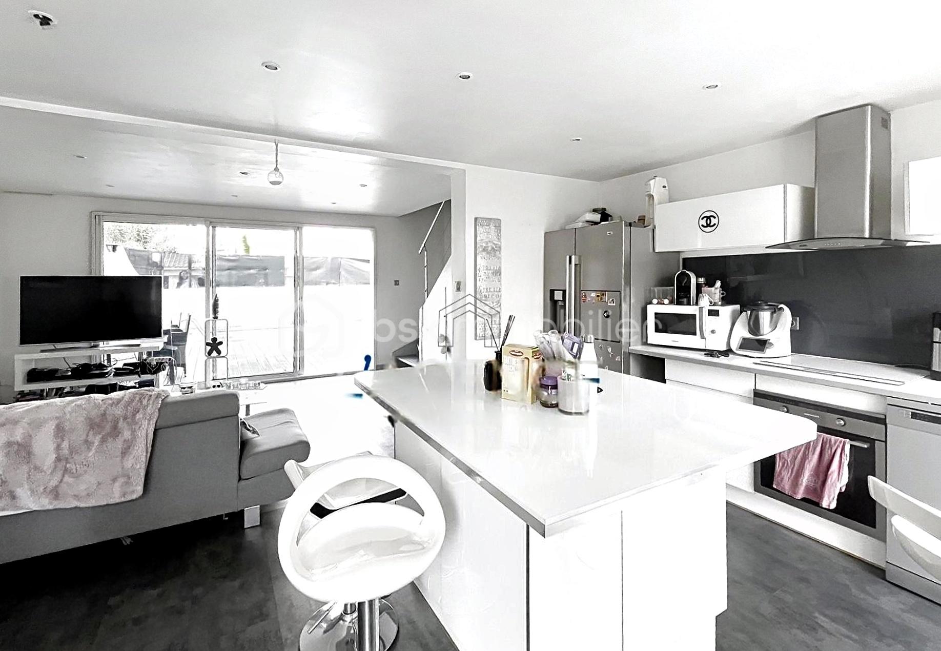 demo-tour-10-main-street_00001 (6).jpeg