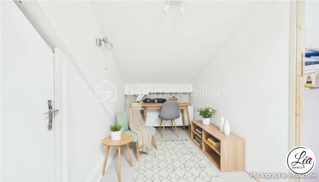 generated_2026-03-30T21_42_13.262.jpg