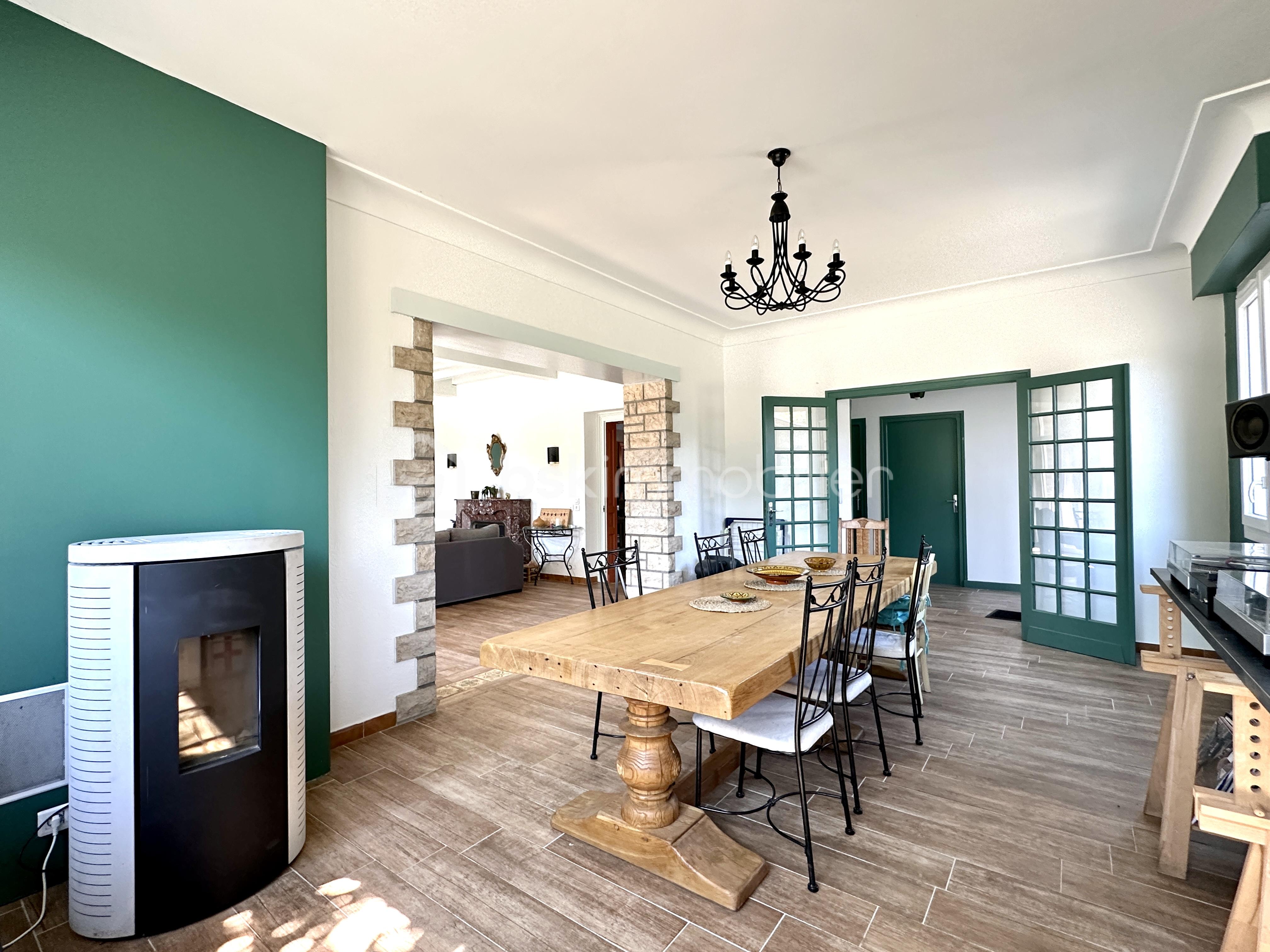 Maison de 256 m² - 35EB202D-0EA7-4642-8EE7-0D6E89D159CE_1_201_a.jpeg