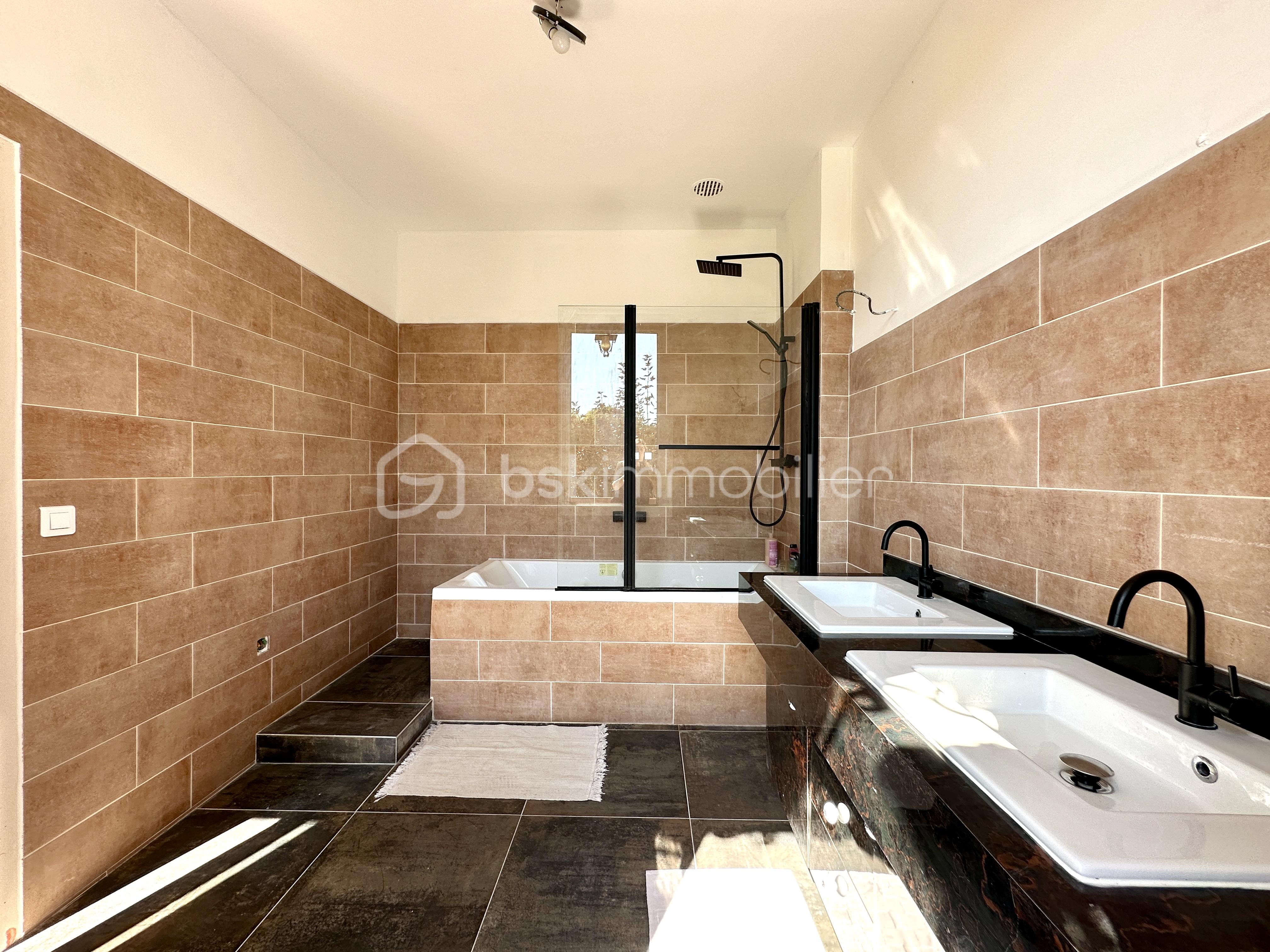 Maison de 256 m² - IMG_6332.jpeg