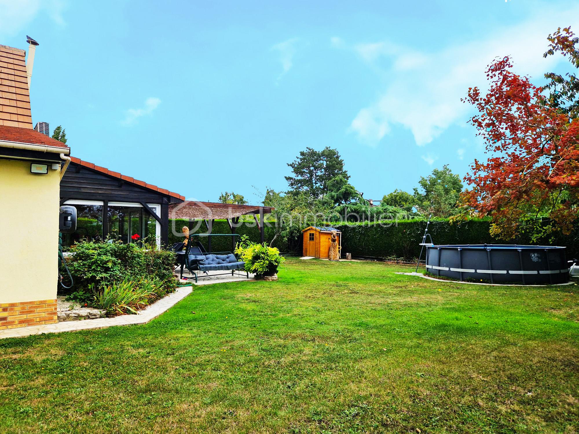 Maison de 143 m² - IMMOBILIER HOUDAN CELINE VAN DE WALLE BSK 16.jpg