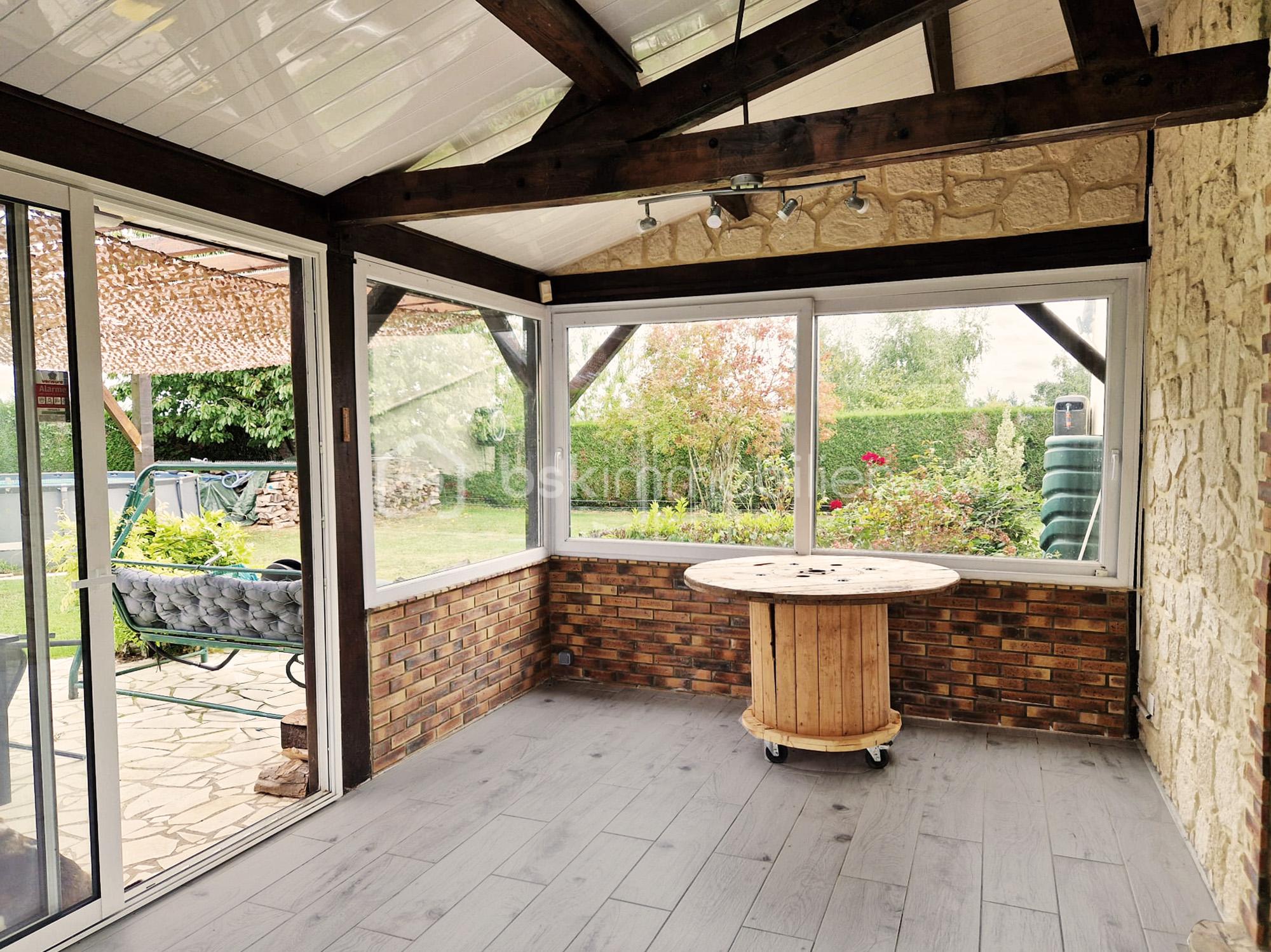 Maison de 143 m² - IMMOBILIER HOUDAN CELINE VAN DE WALLE BSK 14.jpg