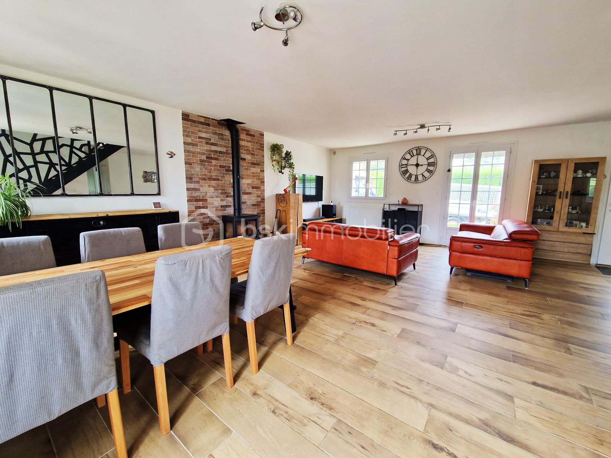 Maison de 143 m² - IMMOBILIER HOUDAN CELINE VAN DE WALLE BSK 5.jpg