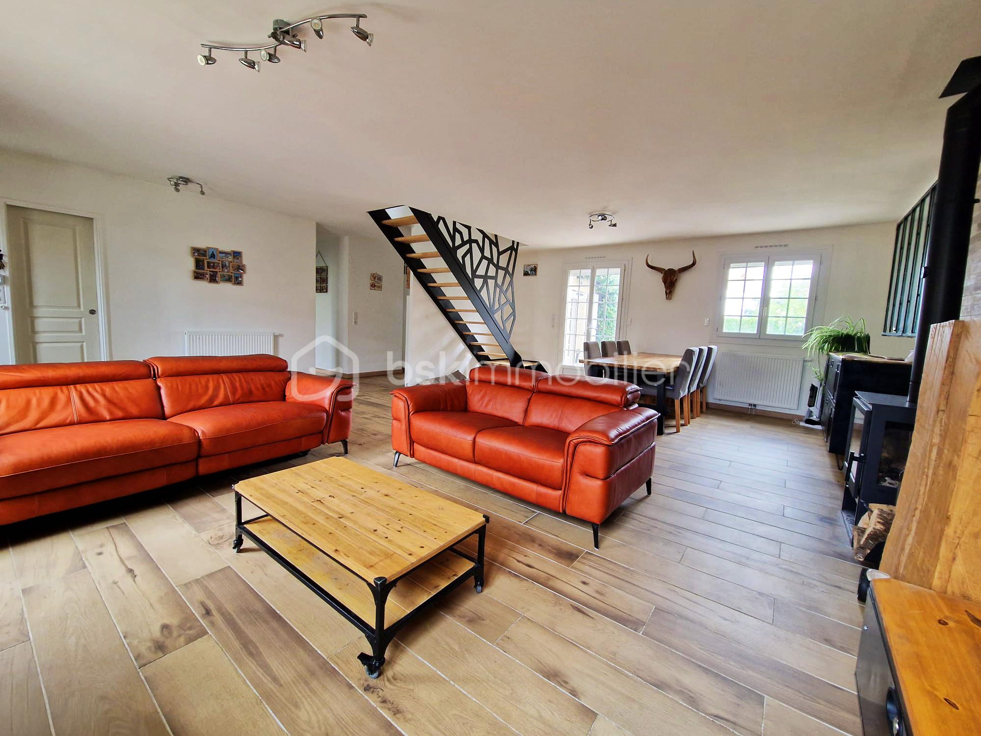 Maison de 143 m² - IMMOBILIER HOUDAN CELINE VAN DE WALLE BSK 18.jpg