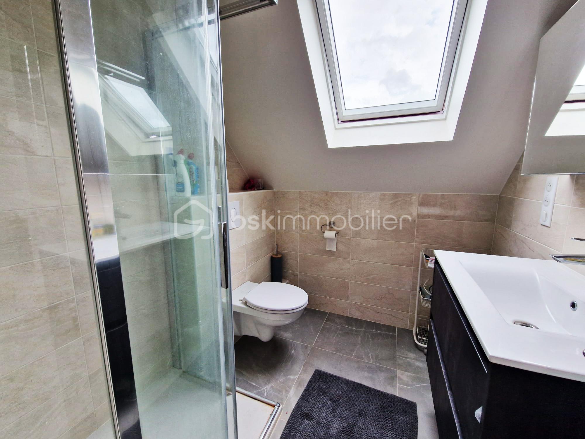 Maison de 143 m² - IMMOBILIER HOUDAN CELINE VAN DE WALLE BSK 13.jpg