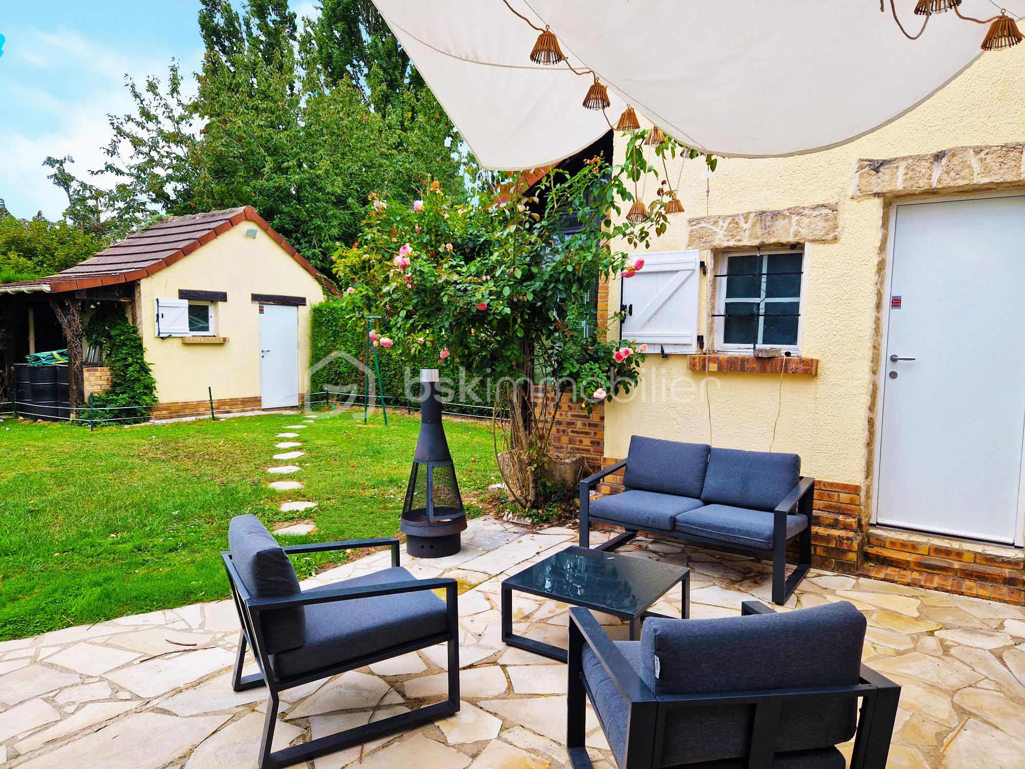 Maison de 143 m² - IMMOBILIER HOUDAN CELINE VAN DE WALLE BSK 15.jpg