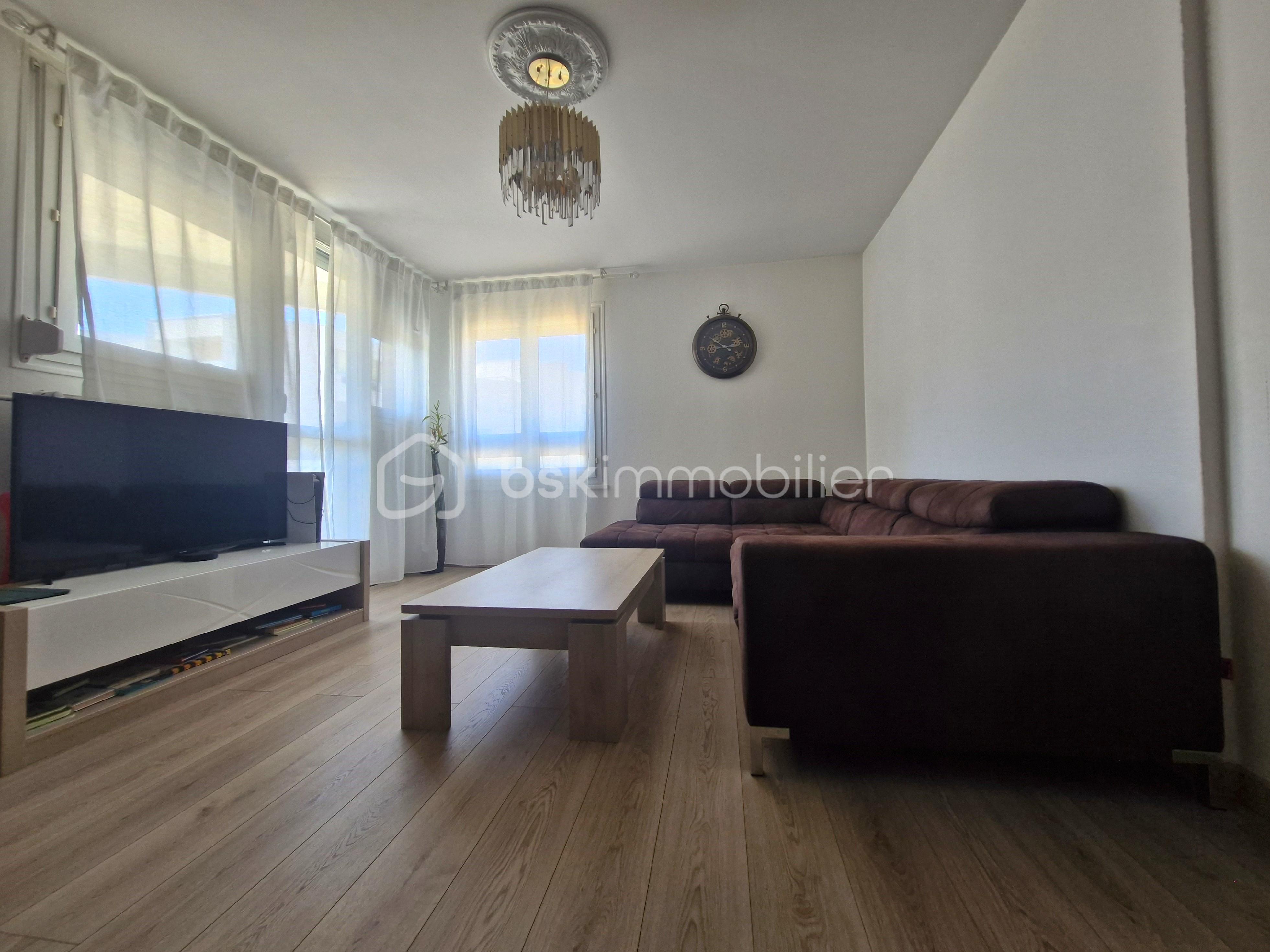 Appartement 4 pièces 77 m² · à Reims · 77 m² · 149 000 €