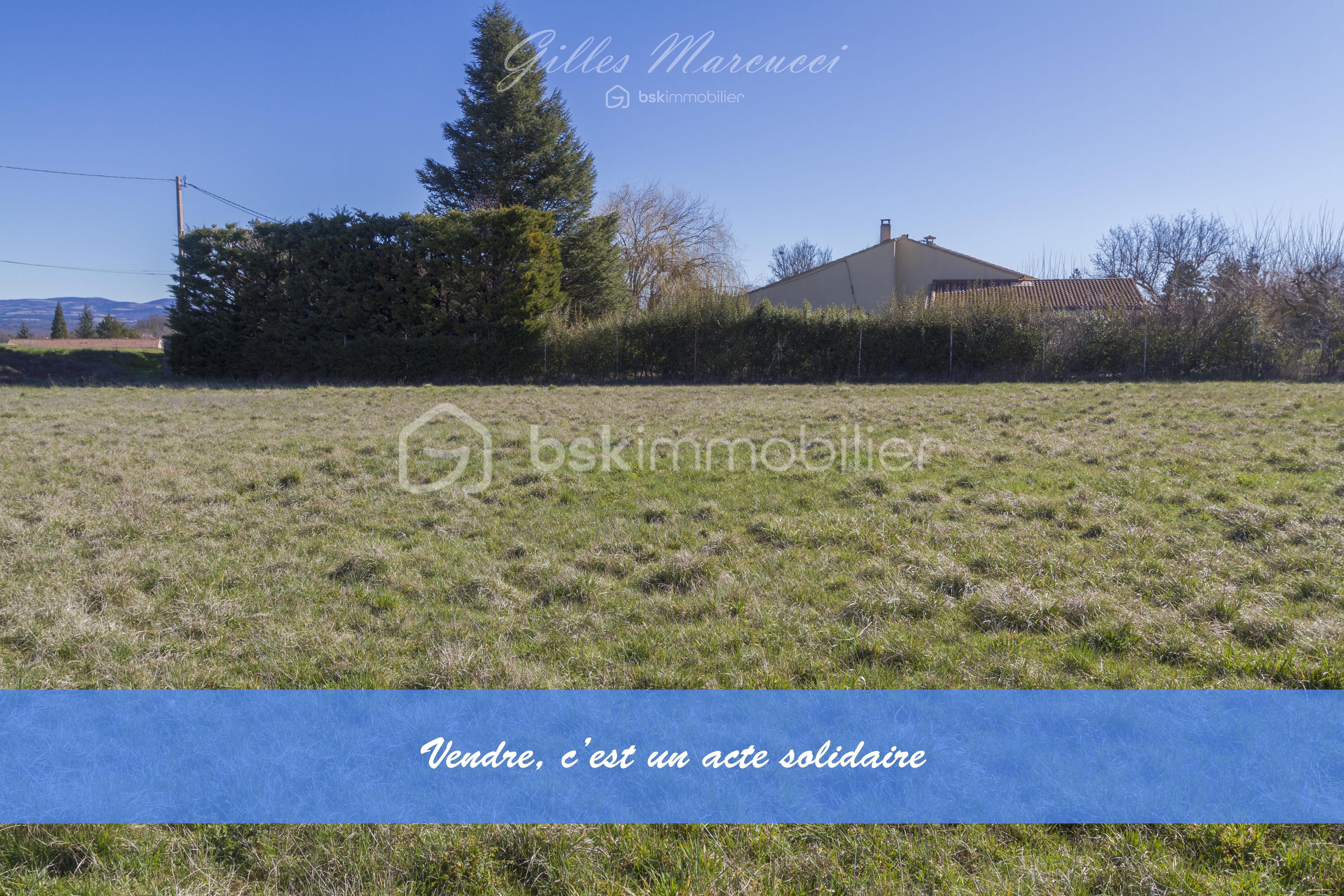 Terrain de 800 m²