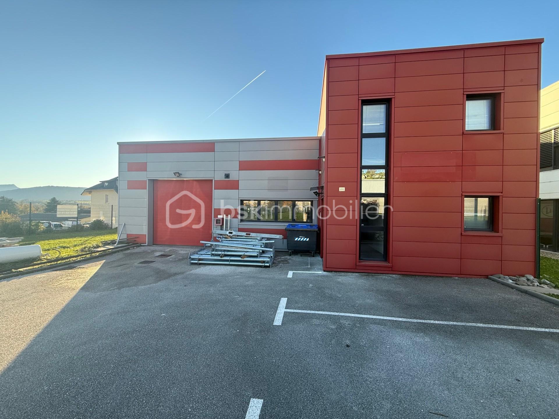 Bureau de 256,92 m²