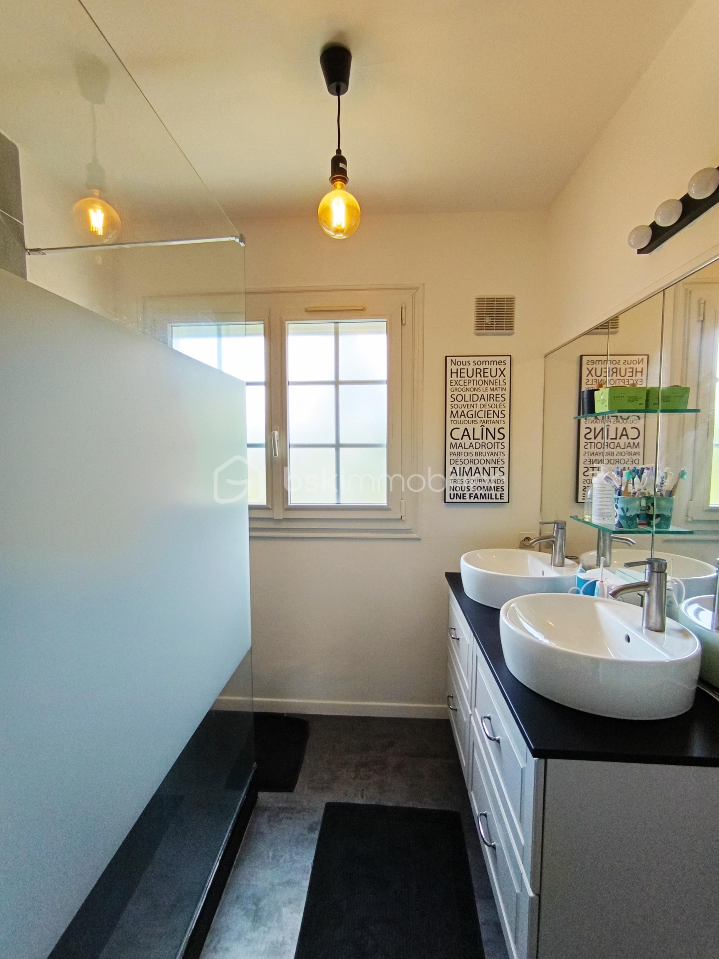 Maison de 166 m² - 1753886971688.jpg