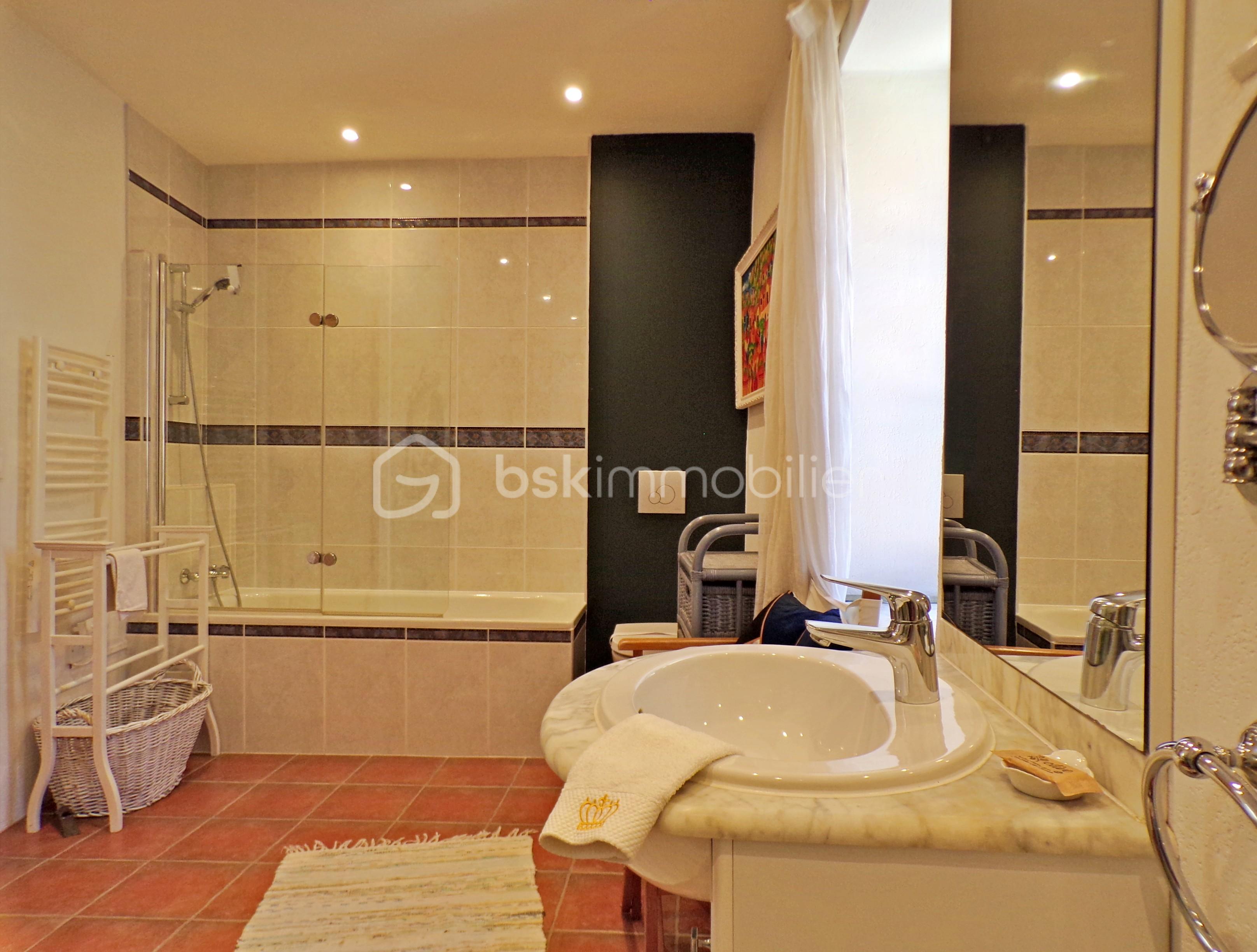 .Salle de bains 1er.JPG
