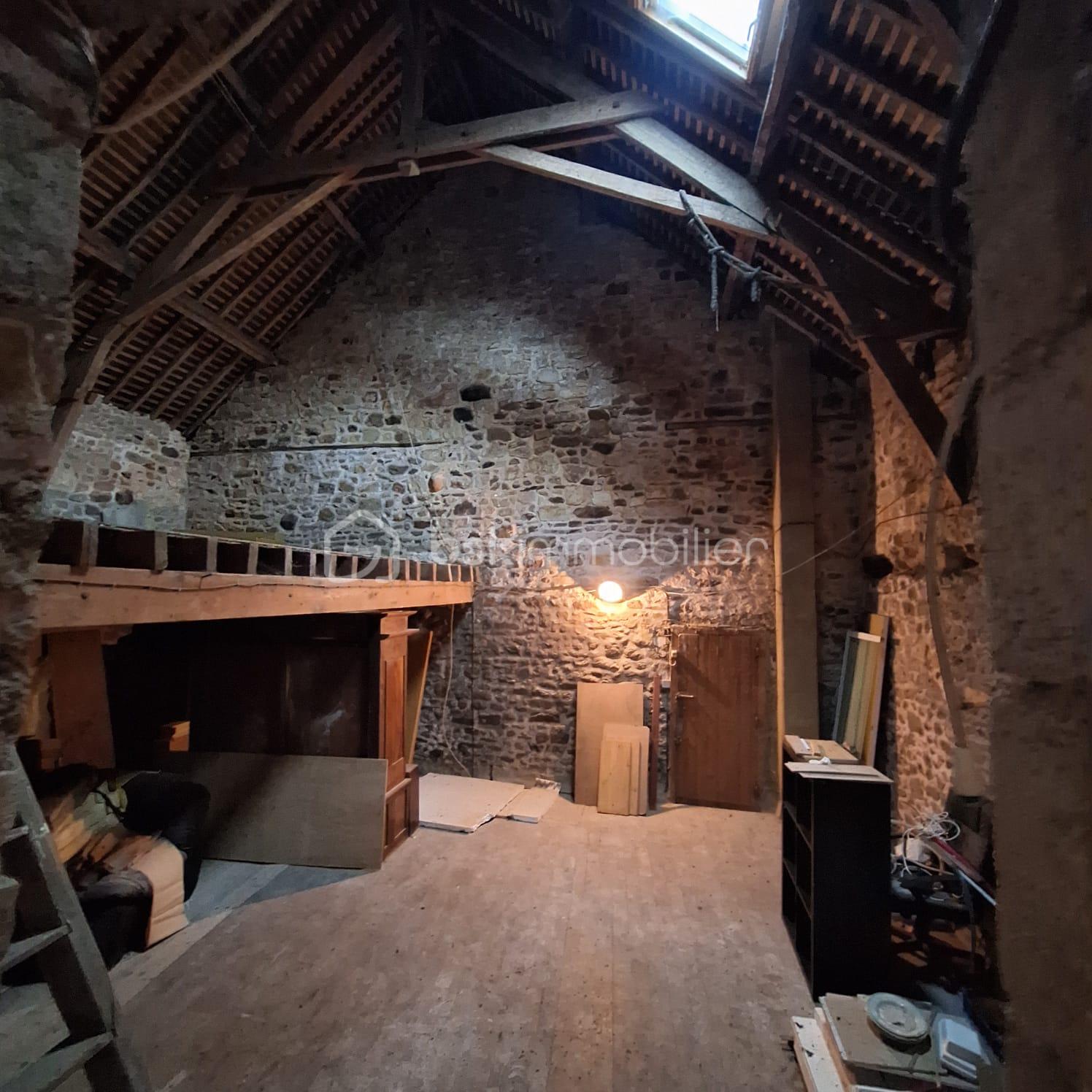 Immeuble mixte de 165 m² - a5528838-b80b-4298-a4d9-b03261d30ef2.jfif