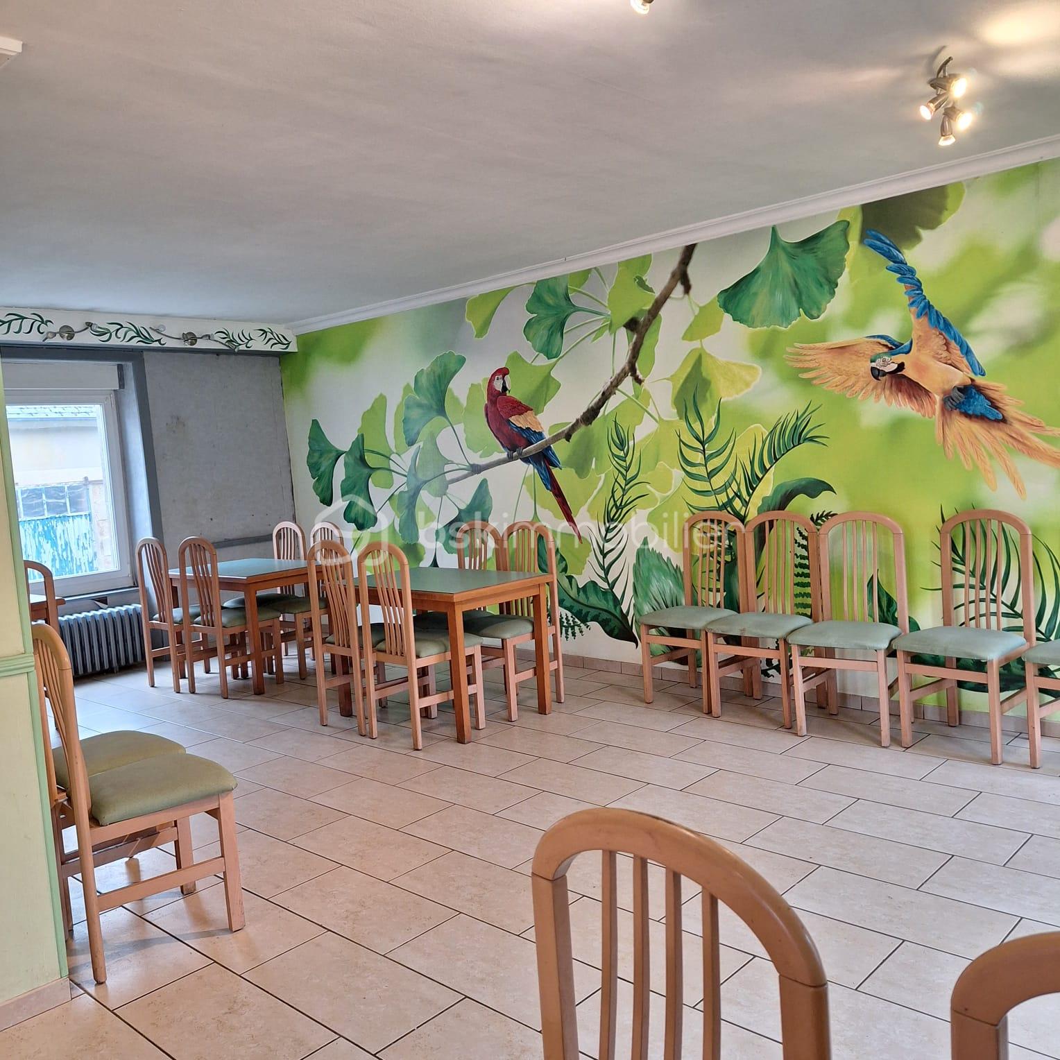 Immeuble mixte de 165 m² - 390eb43d-ab2b-42b6-8c18-6855c91eb496.jfif