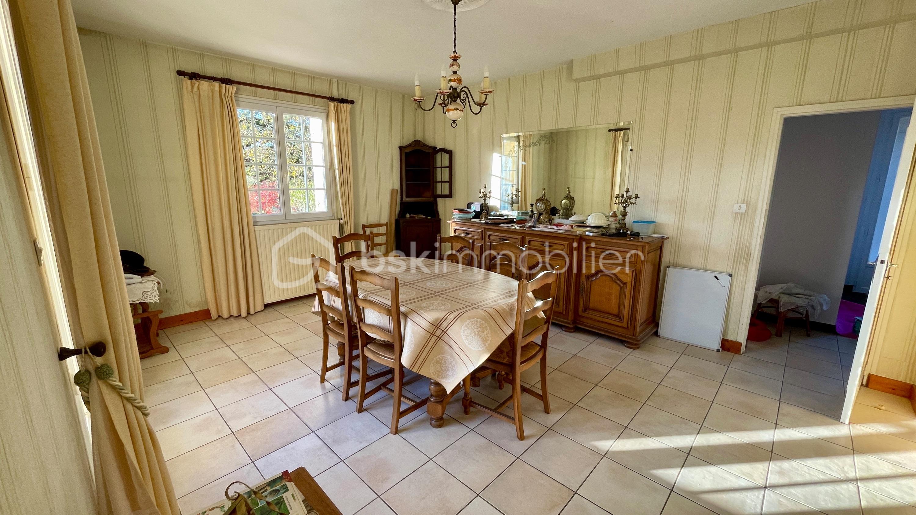 Maison en pierre de 120 m² - IMG_1032.jpg.jpeg