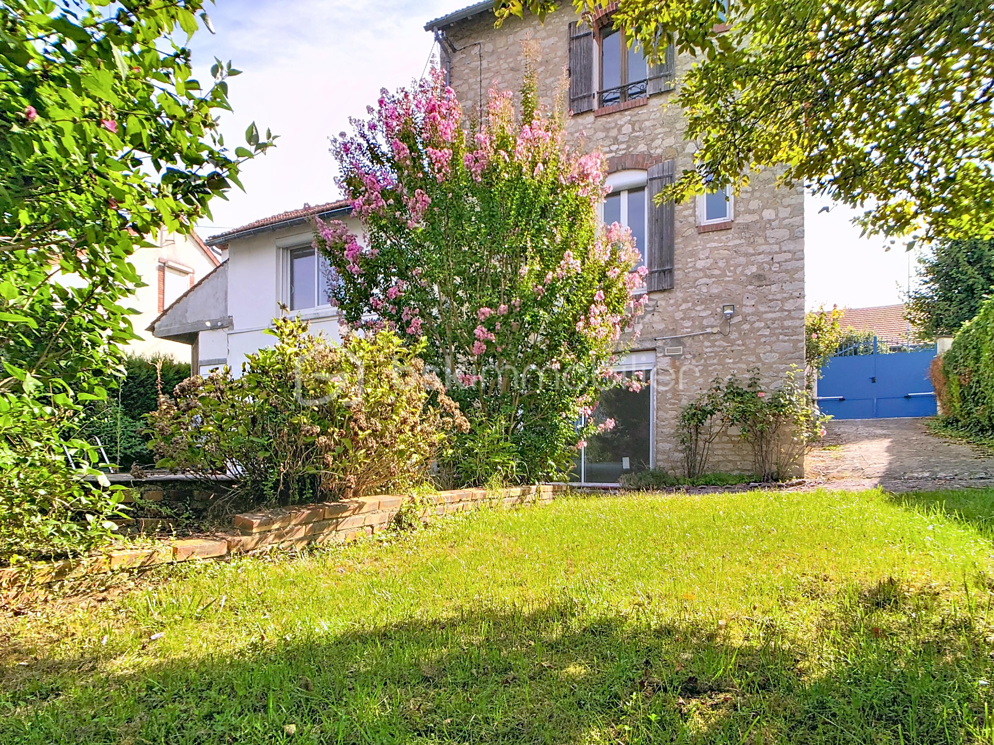Maison de 182 m² - amilly_00050.jpg