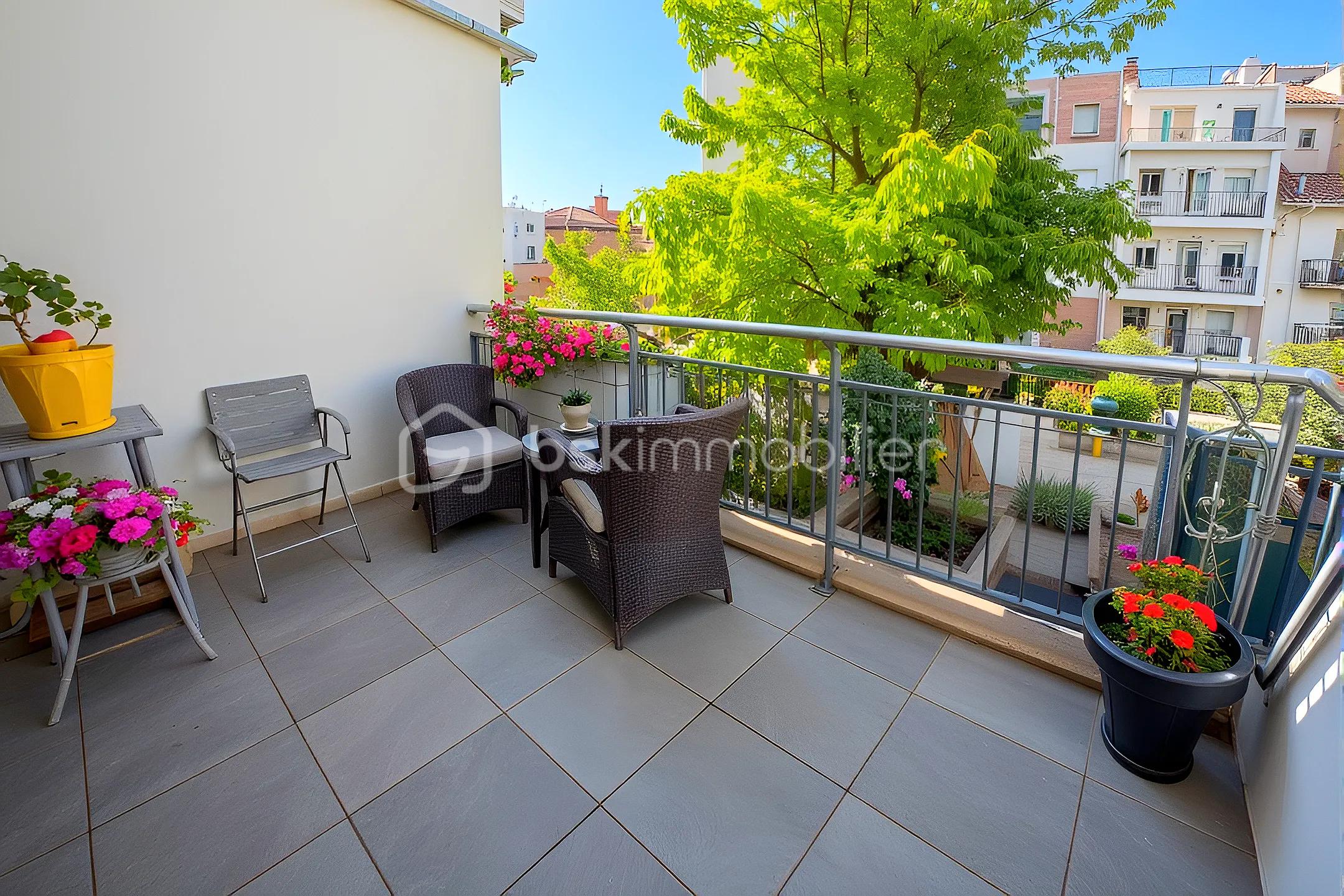 Appartement de 45,12 m² - terrasse hs.jpg