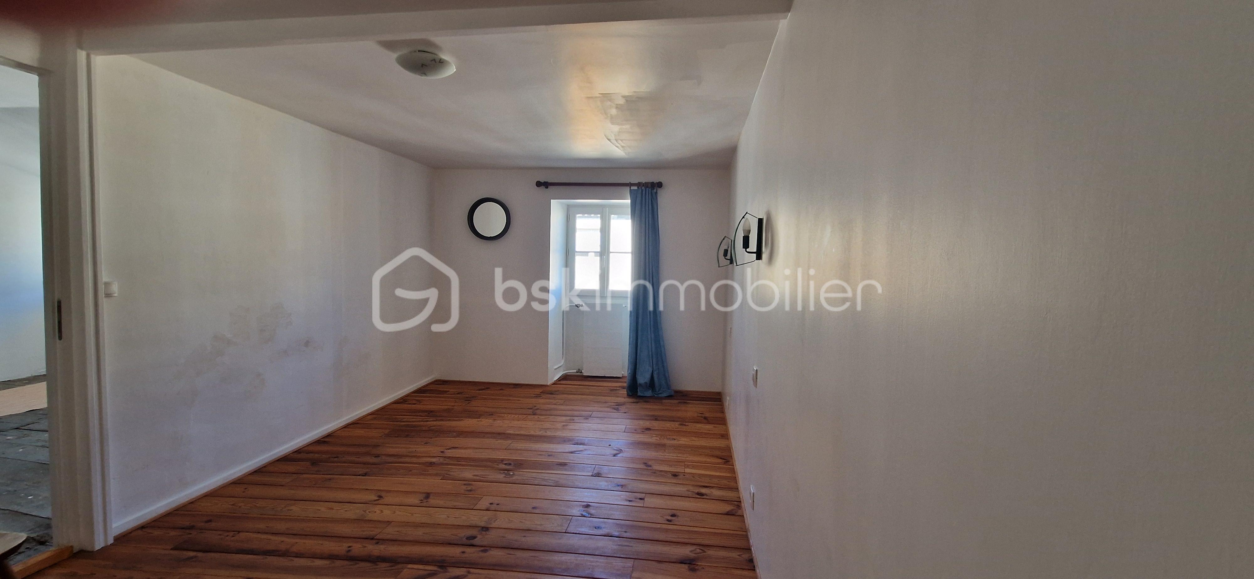 Maison de ville de 211 m² - 20251007_114102.jpg