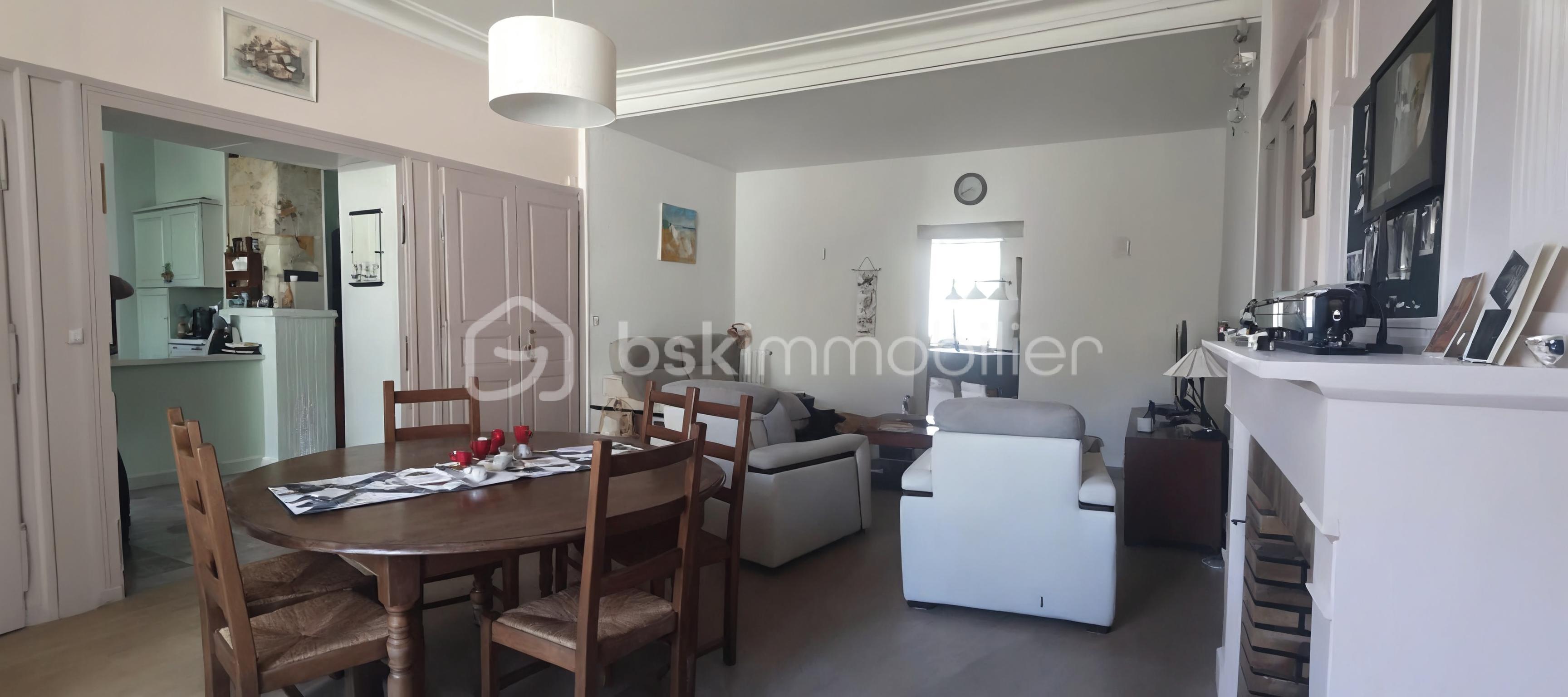 Maison de ville de 211 m² - 01b17c6b6d473d2-1.jpg