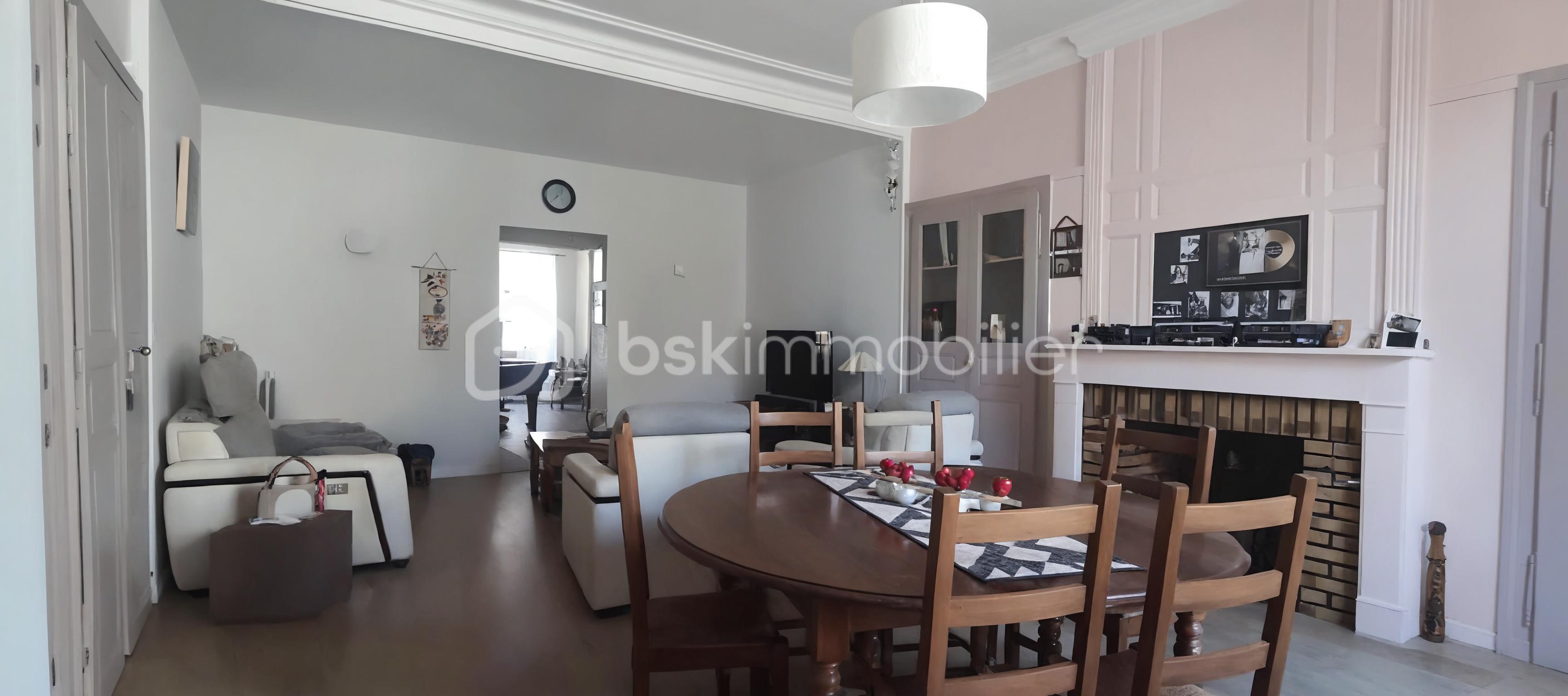 Maison de ville de 211 m² - e7e34d3b9889688-1.jpg