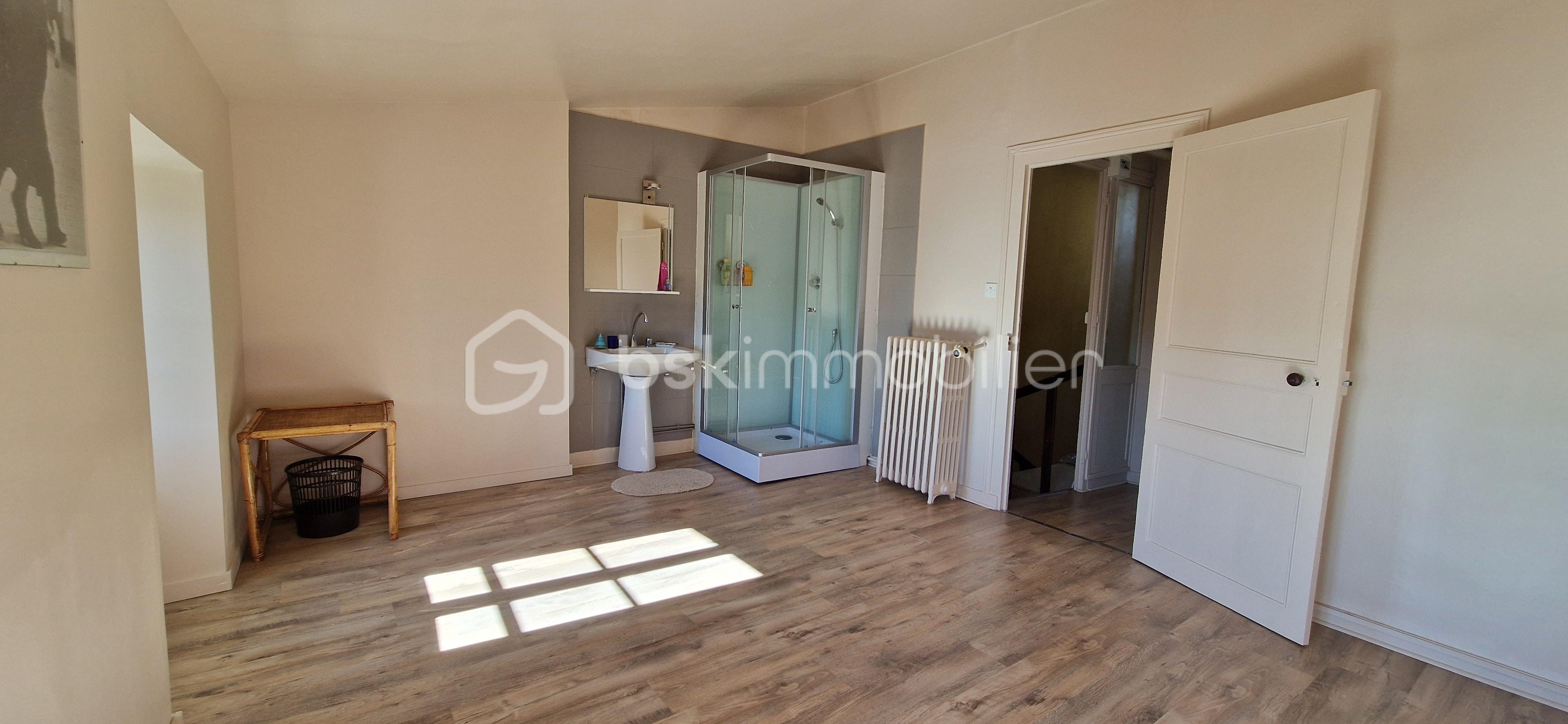 Maison de ville de 211 m² - 20251007_113633.jpg