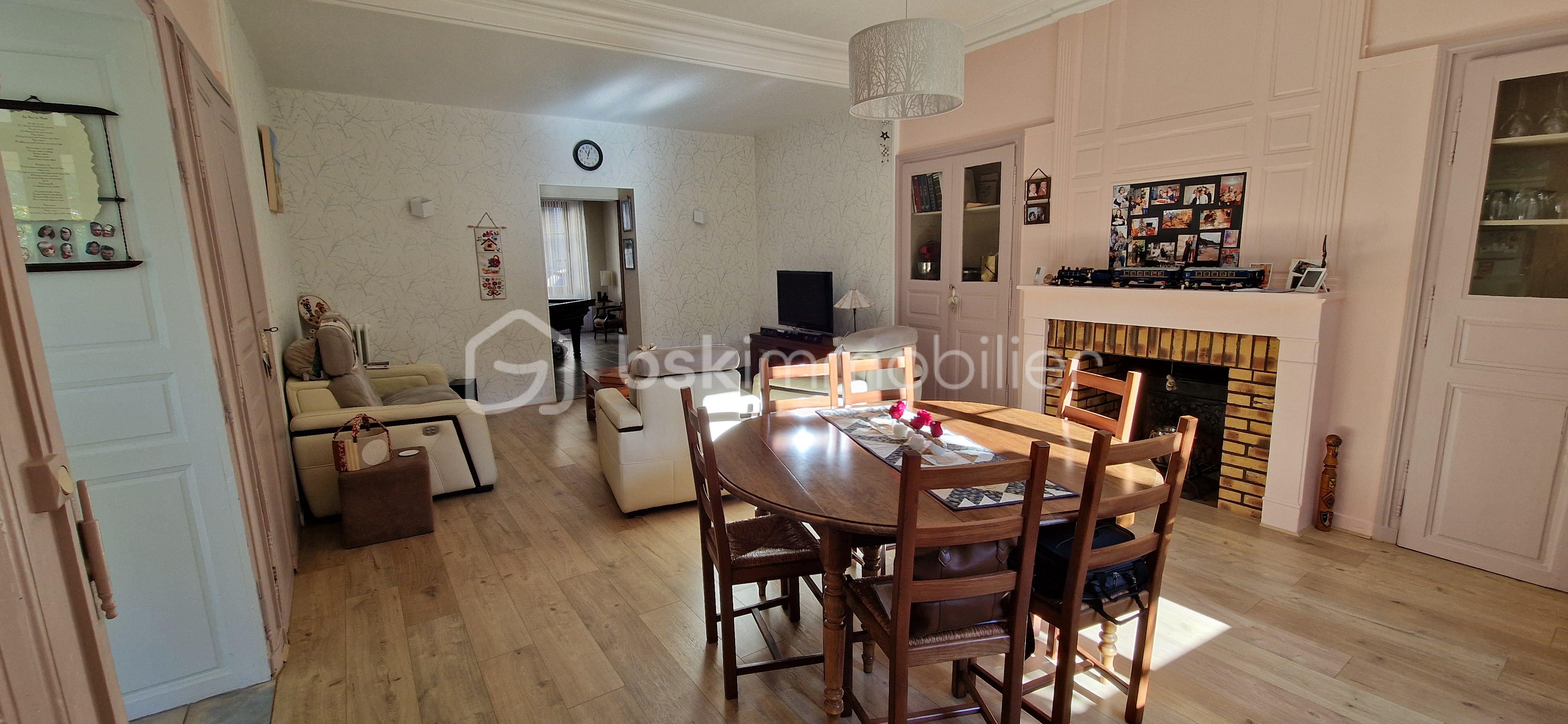 Maison de ville de 211 m² - 20251007_110423.jpg