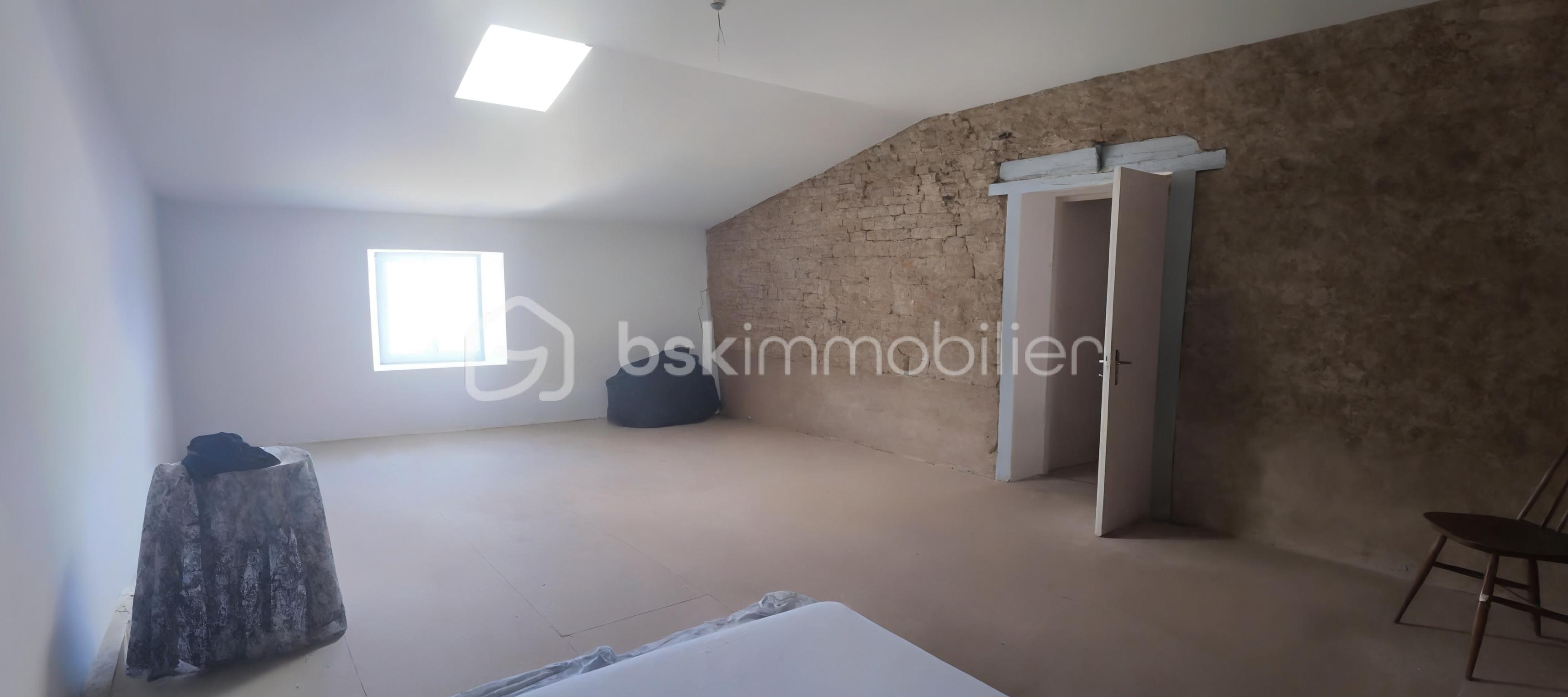Maison de ville de 211 m² - e9c58fcf7ec723f-1.jpg