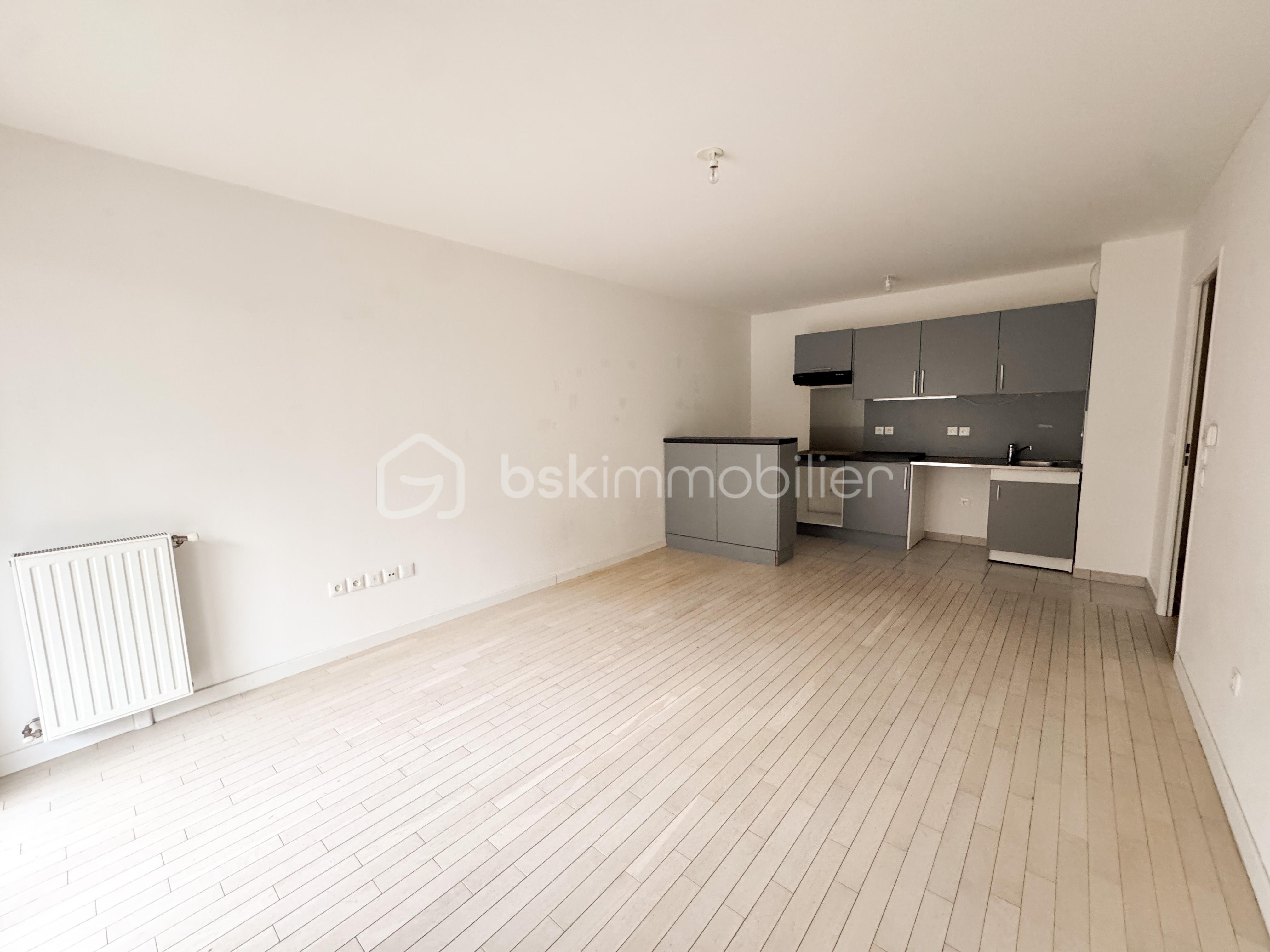 Appartement de 59 m² - SALON2 .jpg