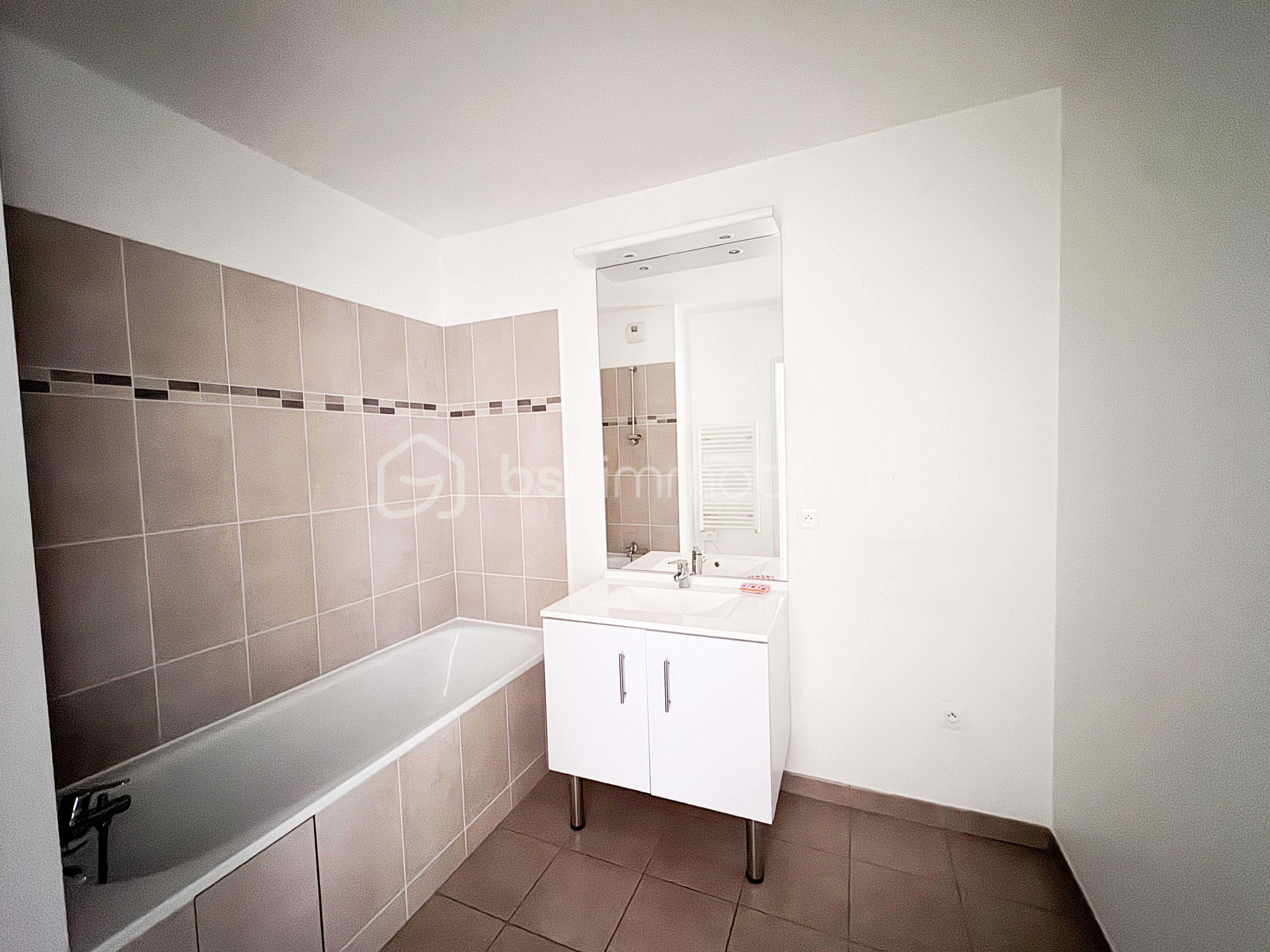 Appartement de 59 m² - SDB.jpg