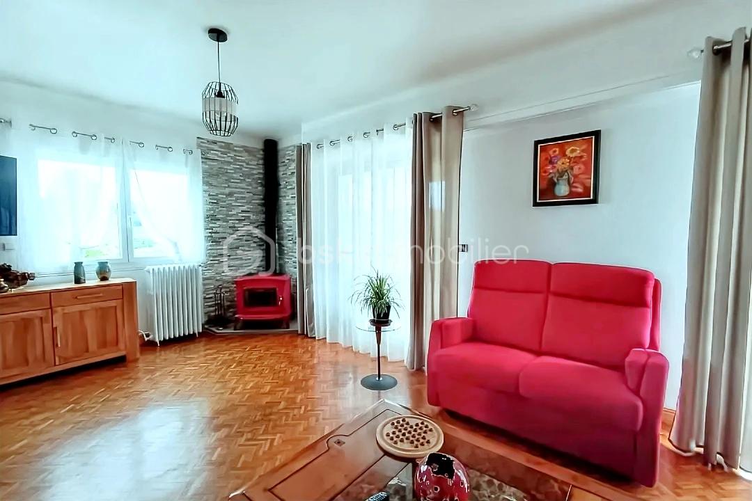 Maison de 135 m² - hoqi-7a33dc6af9e2448f9f0625ce86050ede.jpg